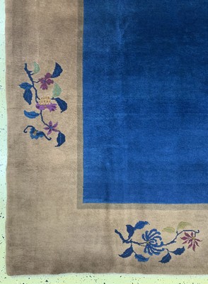 27005878b - Antiker Peking, China, um 1900, Korkwolle auf Baumwolle, ca. 345 x 250 cm, EHZ: 2, ...