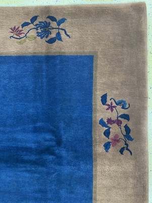 27005878e - Antiker Peking, China, um 1900, Korkwolle auf Baumwolle, ca. 345 x 250 cm, EHZ: 2, ...