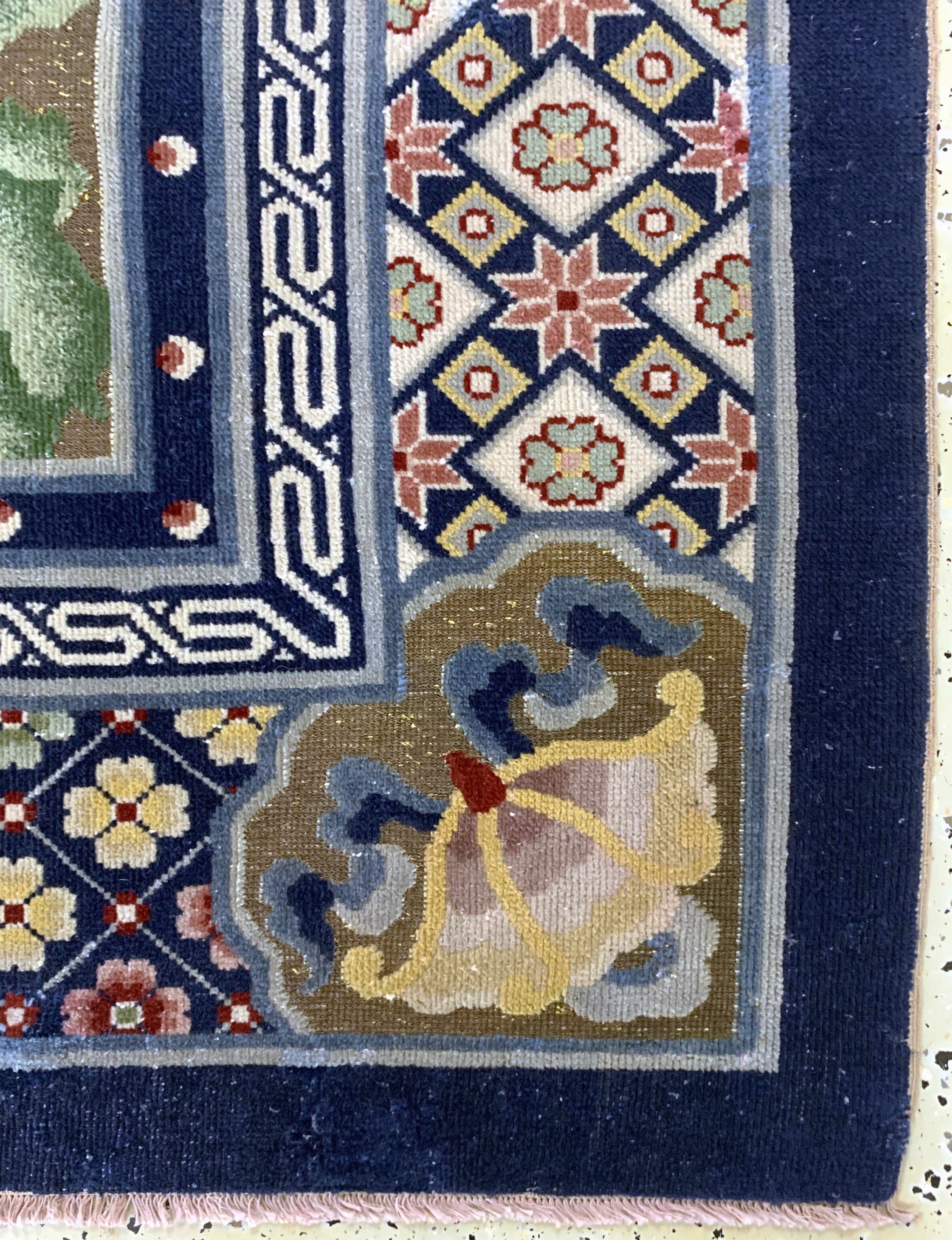 Detail f: Antiker Peking"Metallbrokat", China, 19.Jhd, Wolle auf Baumwolle, ca. 180 x 275 cm, EHZ: 2 (minimal restauriert)