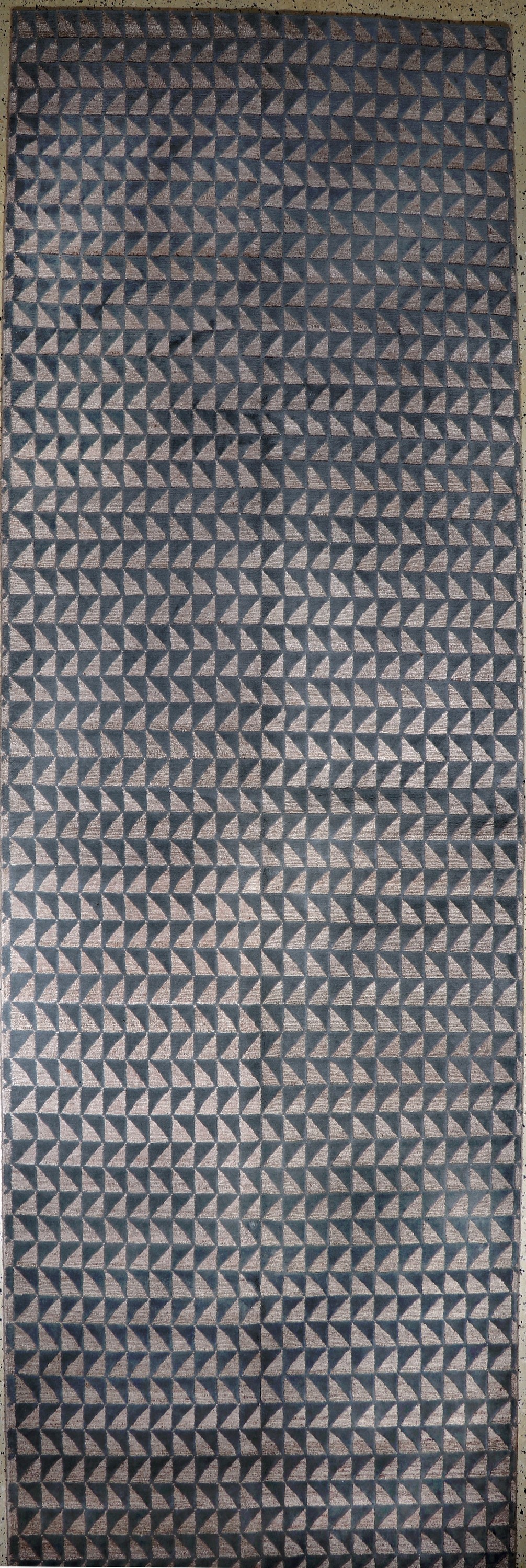 Nepal fein"relief", Ende 20.Jhd, Wolle auf Baumwolle, ca. 460 x 145 cm, EHZ: 1-2. Auftragsarbeit.