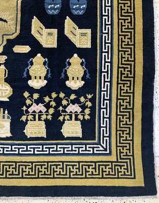 27005997a - Ning-Hsia antik, China, 19.Jhd, Wolle auf Baumwolle, ca. 264 x 258 cm, EHZ: 2, ...