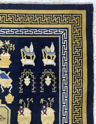 27005997e - Ning-Hsia antik, China, 19.Jhd, Wolle auf Baumwolle, ca. 264 x 258 cm, EHZ: 2, ...