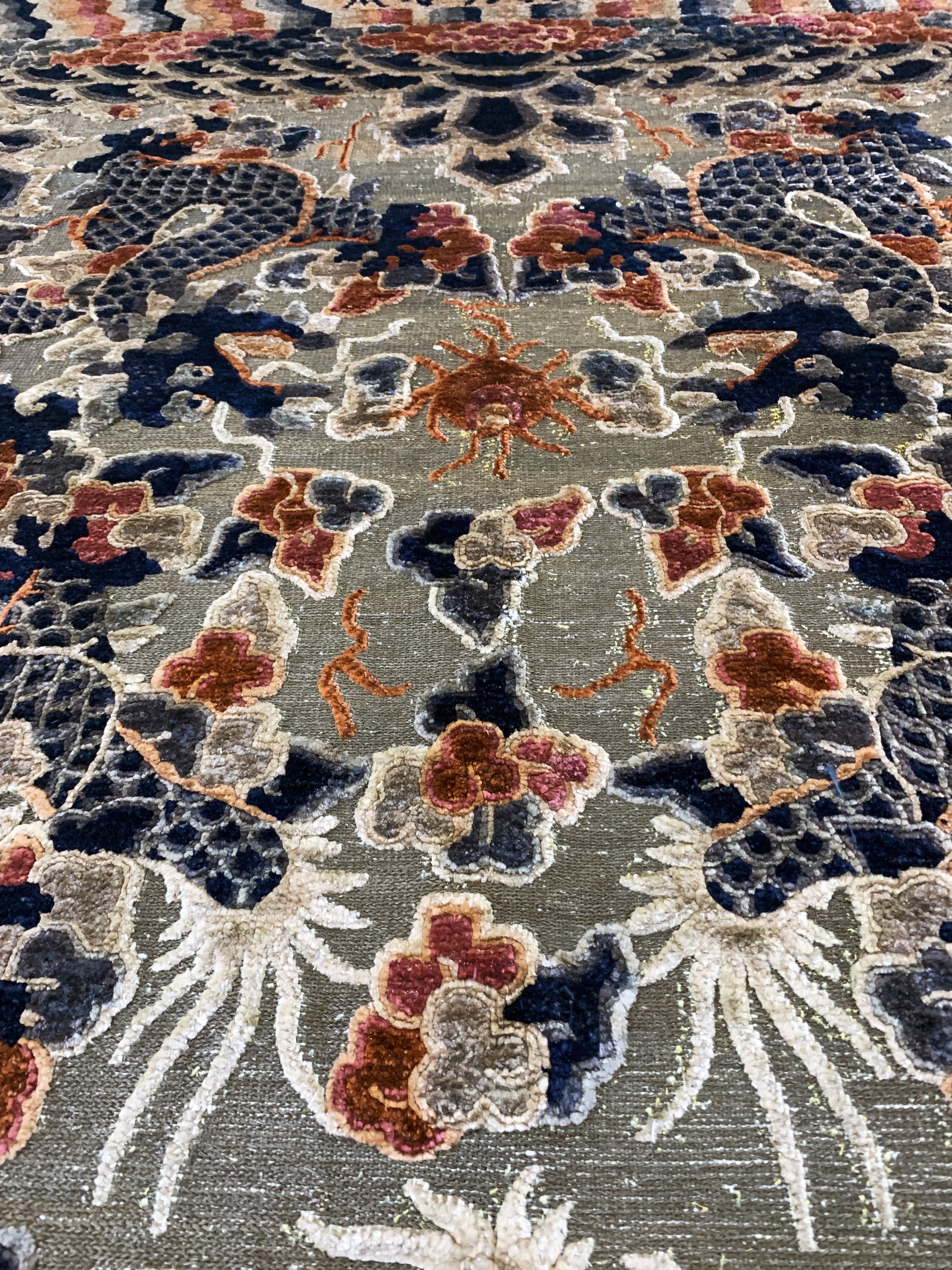 Detail h: Imperialer Seiden Ning-Hsia"Drachenteppich", Westchina, signiert(zur Verwendung in der Halle der höchsten Harmonie), 19.Jhd, Naturseide ...