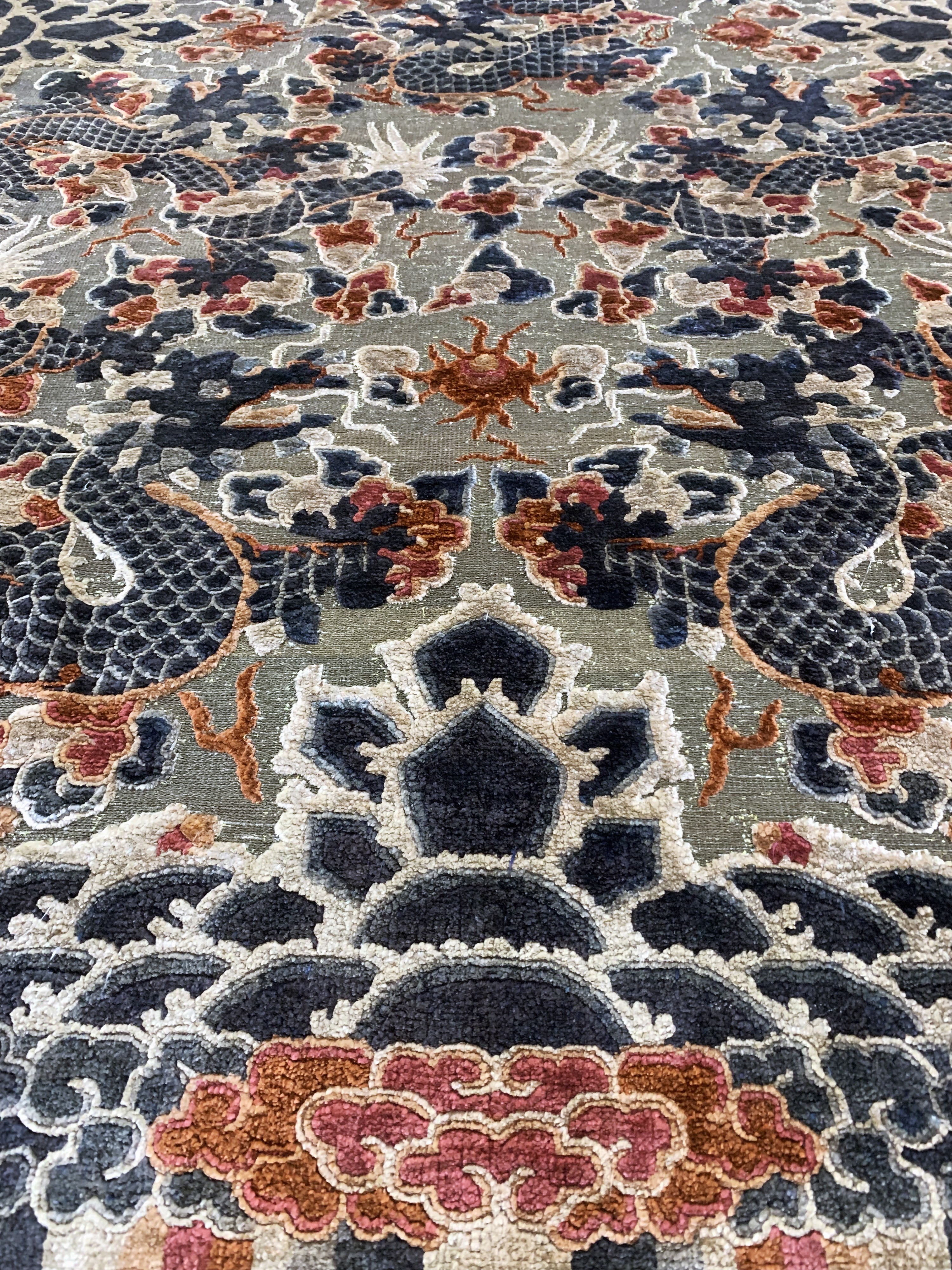 Detail i: Imperialer Seiden Ning-Hsia"Drachenteppich", Westchina, signiert(zur Verwendung in der Halle der höchsten Harmonie), 19.Jhd, Naturseide ...