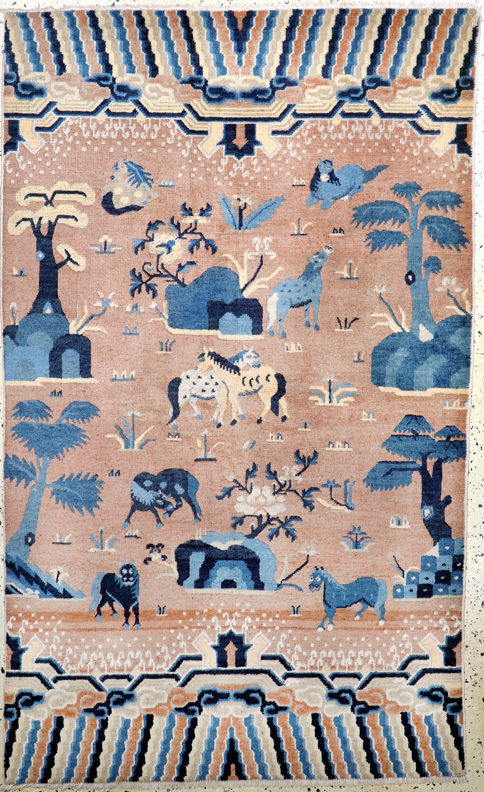 Image 27006082 - Ning-Hsia´8 heilige Pferde´, China, um 1900, Wolle auf Baumwolle, ca. 210 x 130 cm, ...