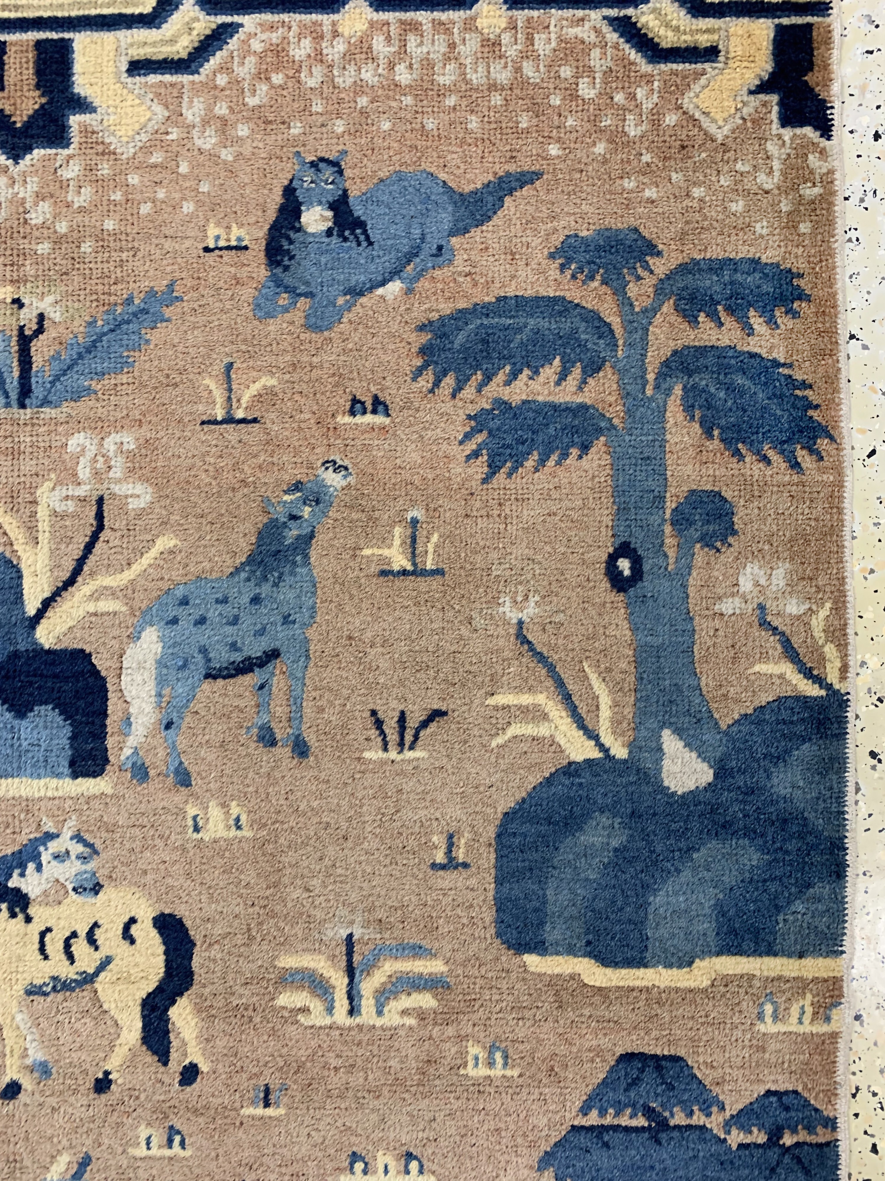 Detail c: Ning-Hsia"8 heilige Pferde", China, Anfang 20.Jhd, Wolle auf Baumwolle, ca. 210 x 130 cm, EHZ: 2, (fachkundig gereinigt)