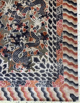 27006048a - Imperialer Seiden Ning-Hsia´Drachenteppich´, Westchina, signiert(zur Verwendung in der ...