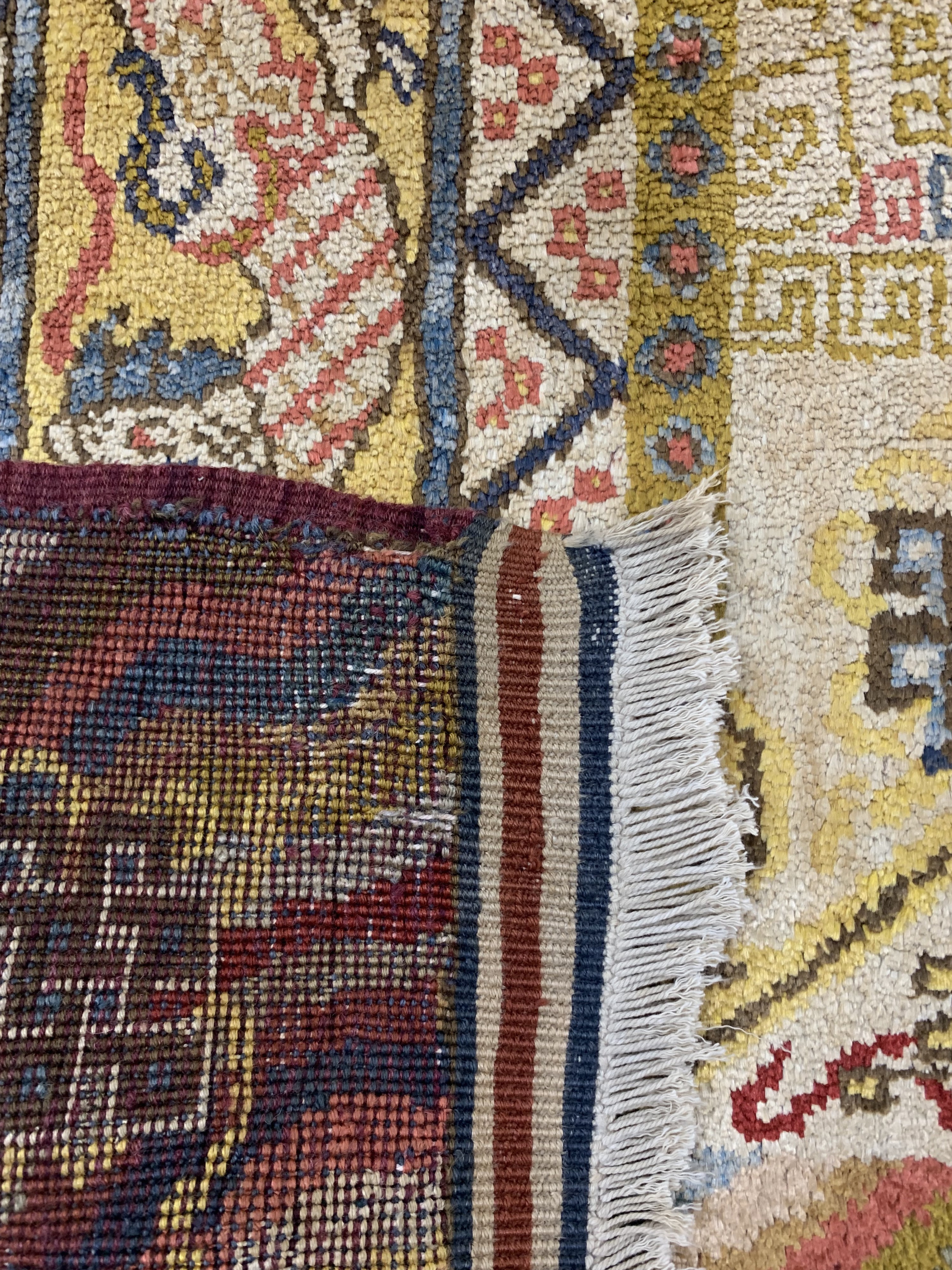 Detail i: Seltener Seiden Khotan antik, Ost Turkestan, um 1900, Naturseide auf Baumwolle, ca. 245 x 150 cm, EHZ: 1-2, Buddah in Meditationshaltung