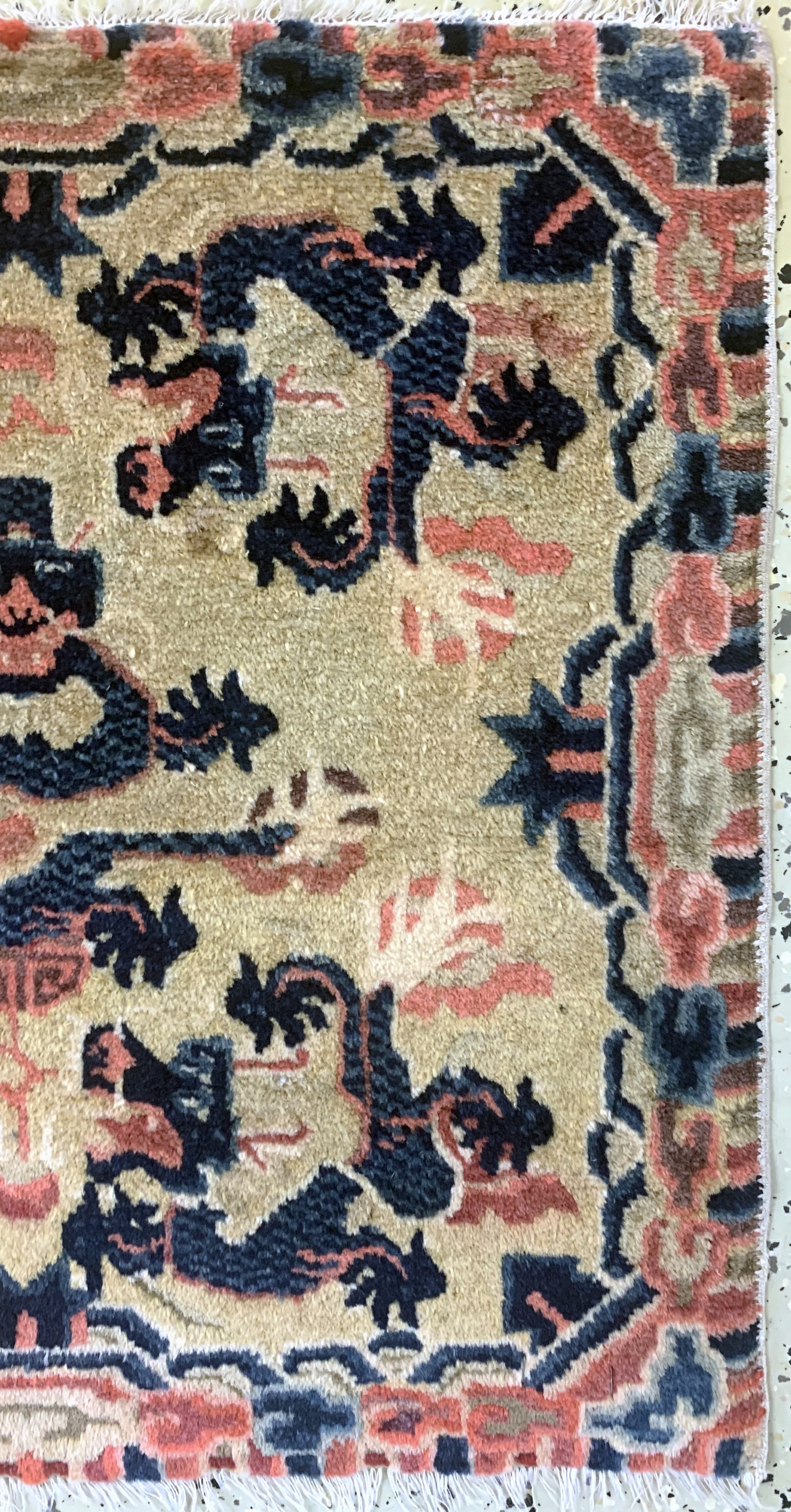 Detail a: Ning-Hsia"Thronauflage" China, 19.Jhd. Wolle auf Baumwolle, ca. 68 x 69 cm, EHZ: 2