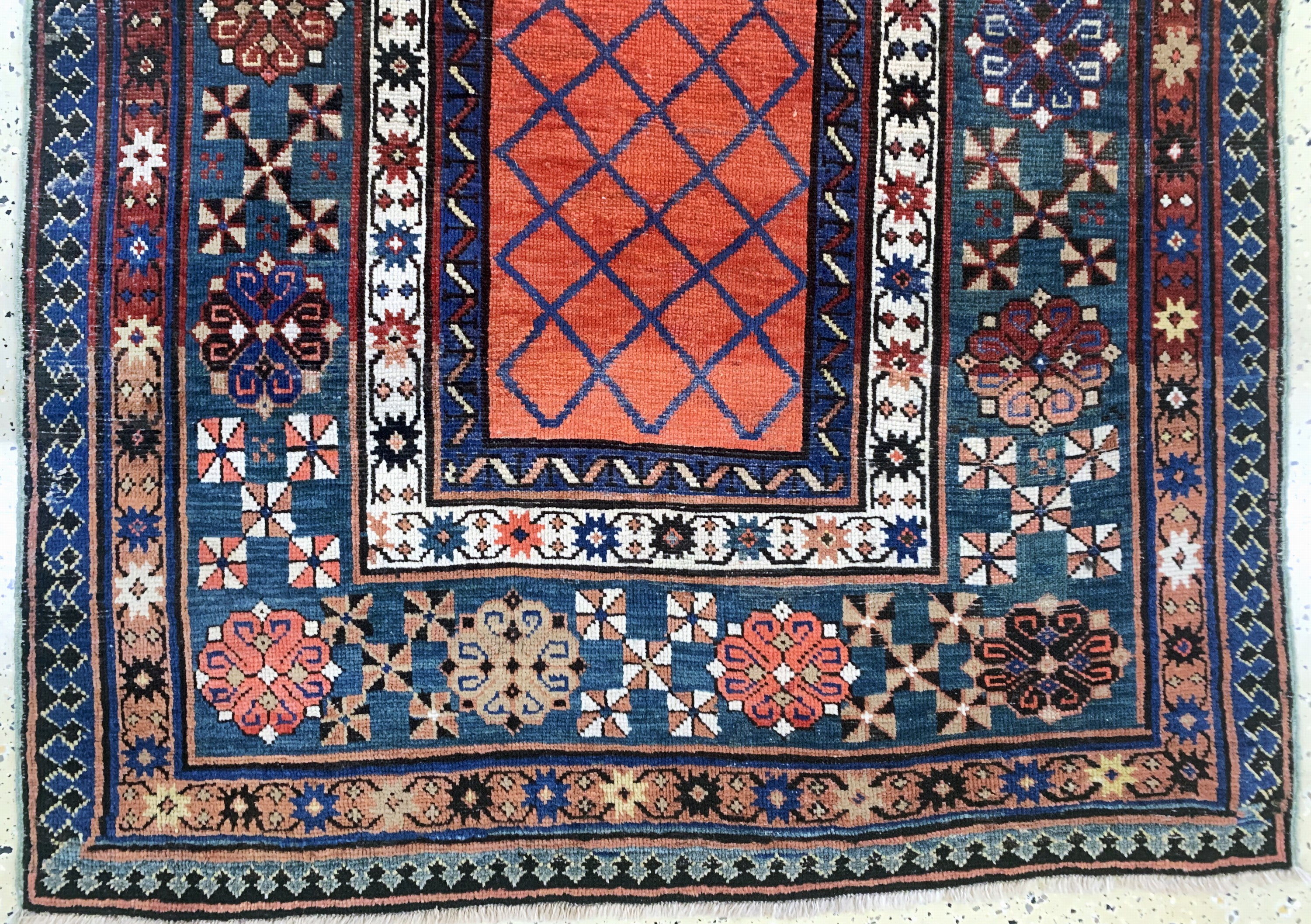 Detail c: Antiker"Talisch"Kazak, Kaukasus, 19.Jhd, Wolle auf Wolle, ca. 257 x 122 cm, EHZ:(gleichmäßig dünn), restauriert