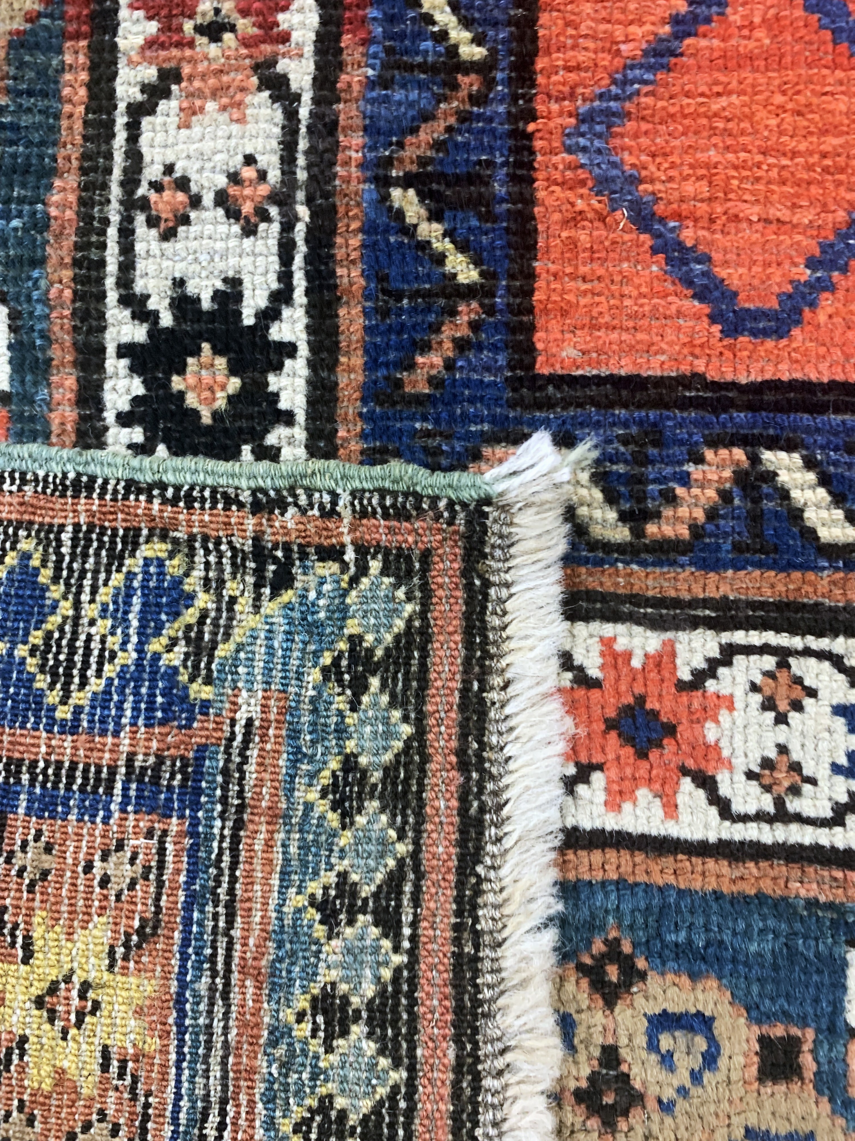 Detail f: Antiker"Talisch"Kazak, Kaukasus, 19.Jhd, Wolle auf Wolle, ca. 257 x 122 cm, EHZ:(gleichmäßig dünn), restauriert