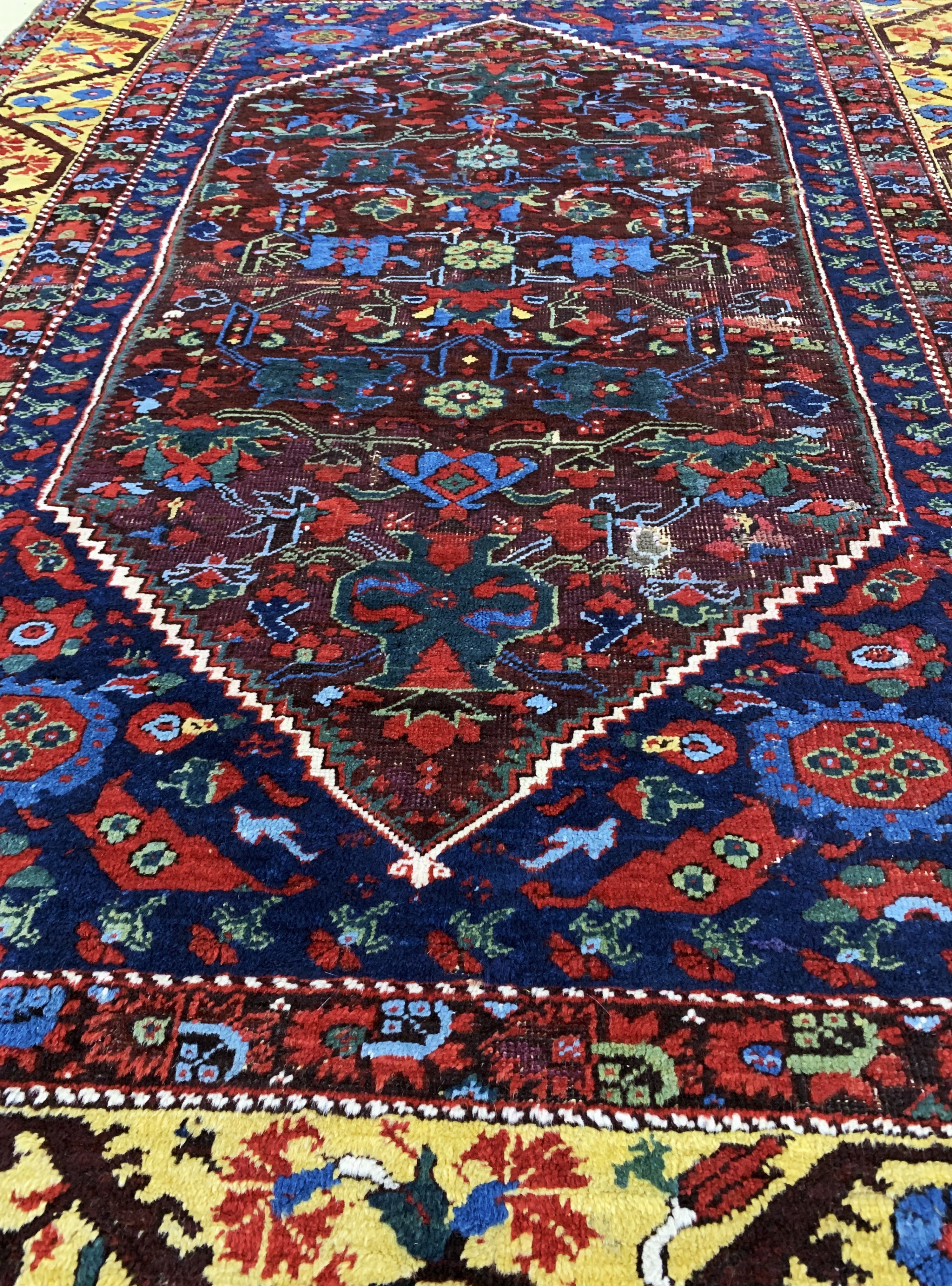 Detail f: Antiker Kula, Türkei, 19.Jhd, Wolle auf Wolle, ca. 195 x 140 cm, EHZ: 3, (restauriert)