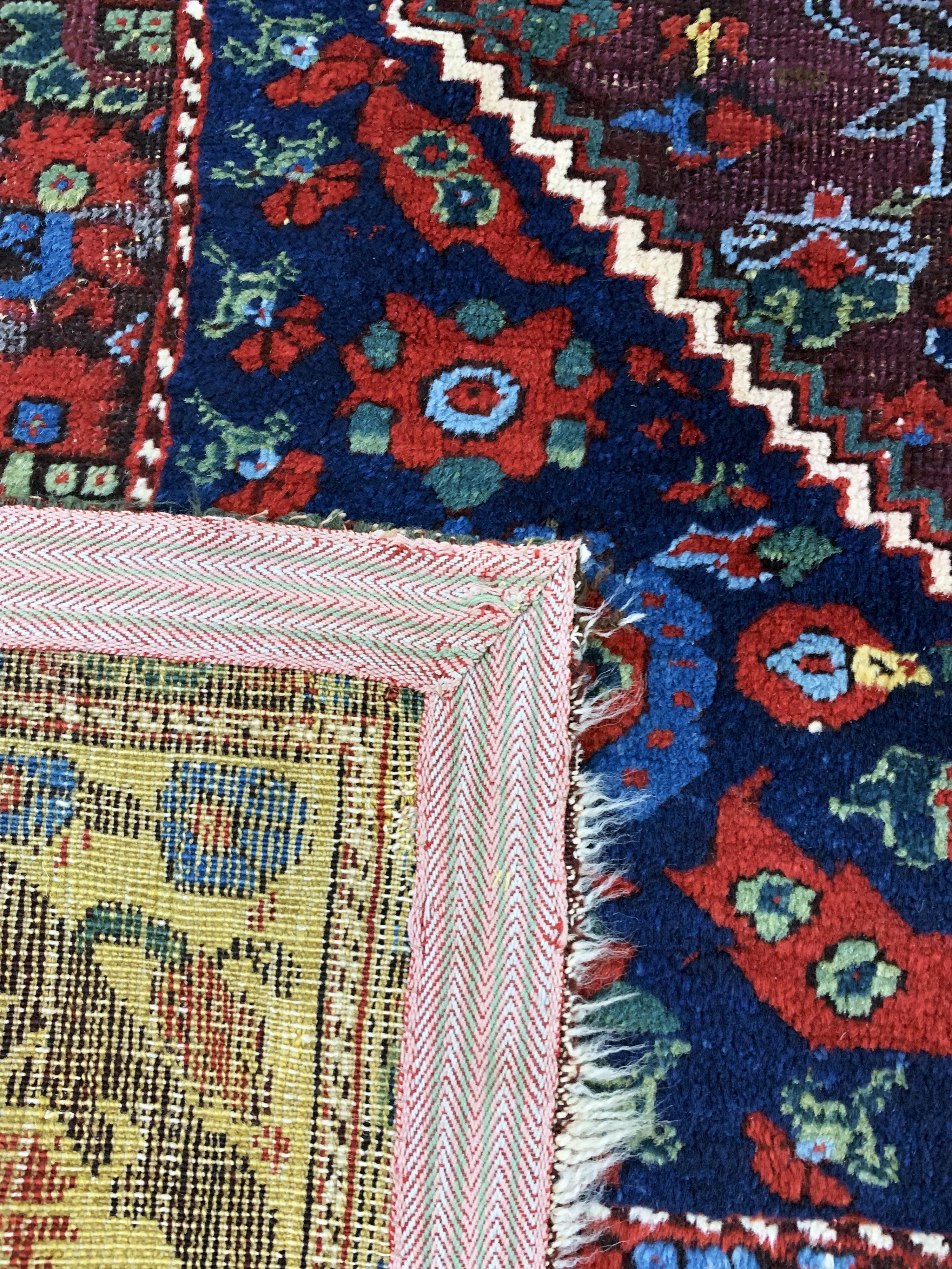 Detail g: Antiker Kula, Türkei, 19.Jhd, Wolle auf Wolle, ca. 195 x 140 cm, EHZ: 3, (restauriert)