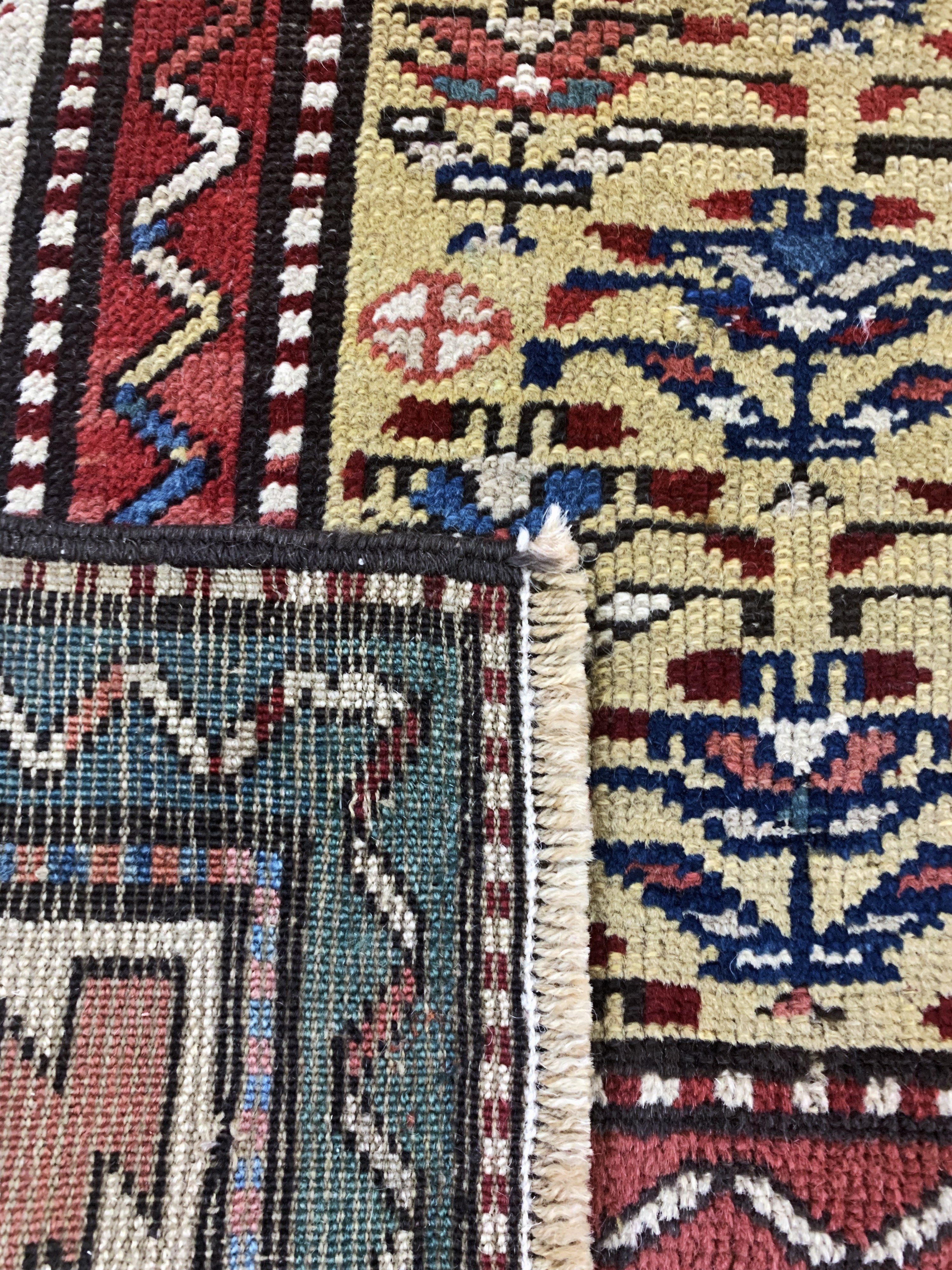 Detail f: Antiker Kazak, Kaukasus, 19.Jhd, Wolle auf Wolle, ca. 234 x 97 cm, EHZ:(gleichmäßig dünn), restauriert