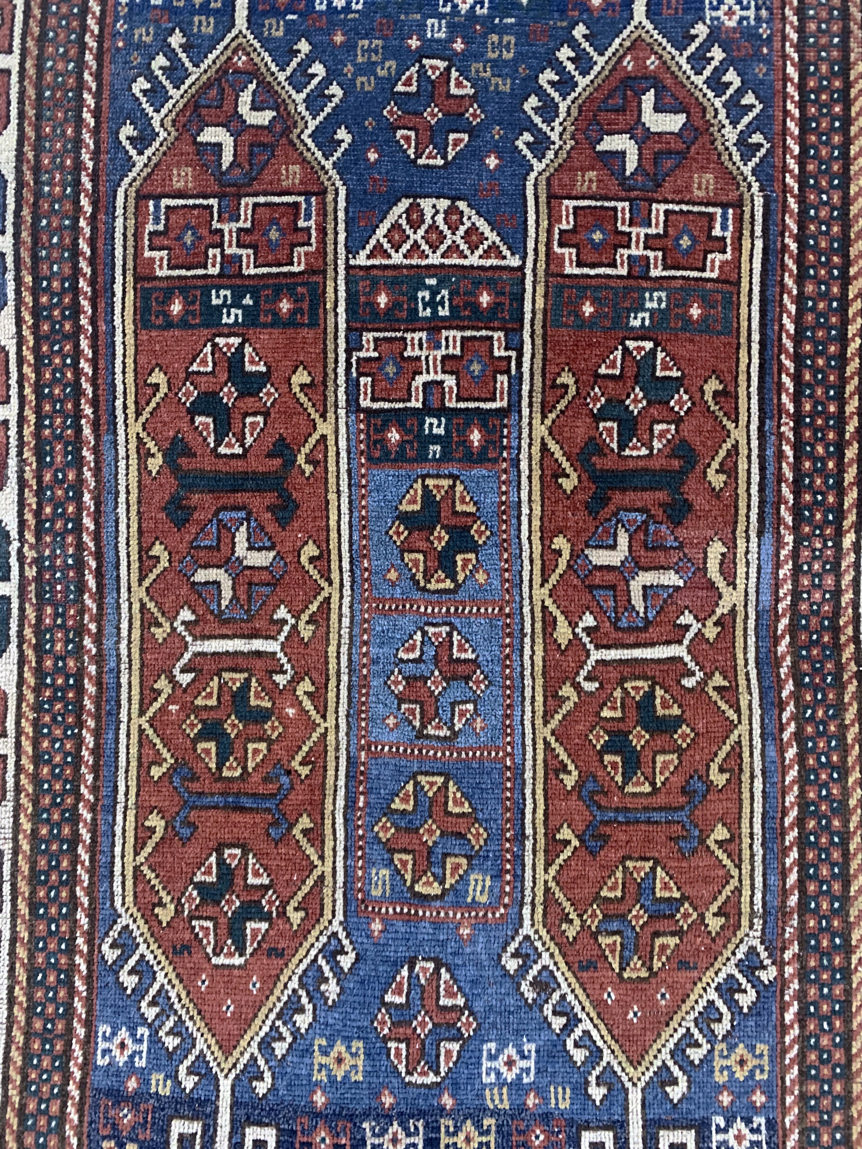 Detail d: Antiker Kazak, Kaukasus, 19.Jhd, Wolle auf Wolle, ca. 220 x 120 cm, EHZ:(gleichmäßig dünn), restauriert