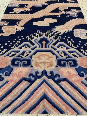27006126f - Ning-Hsia´Drachen-Säulenteppich, signiert mit Tibetische/mongolischen ...