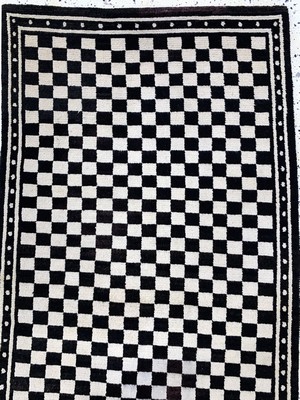 27006146a - Tibet´Schachbrett´Motiv, um 1920-1930, Wolle auf Baumwolle, ca. 293 x 86 cm, EHZ: 1-2
