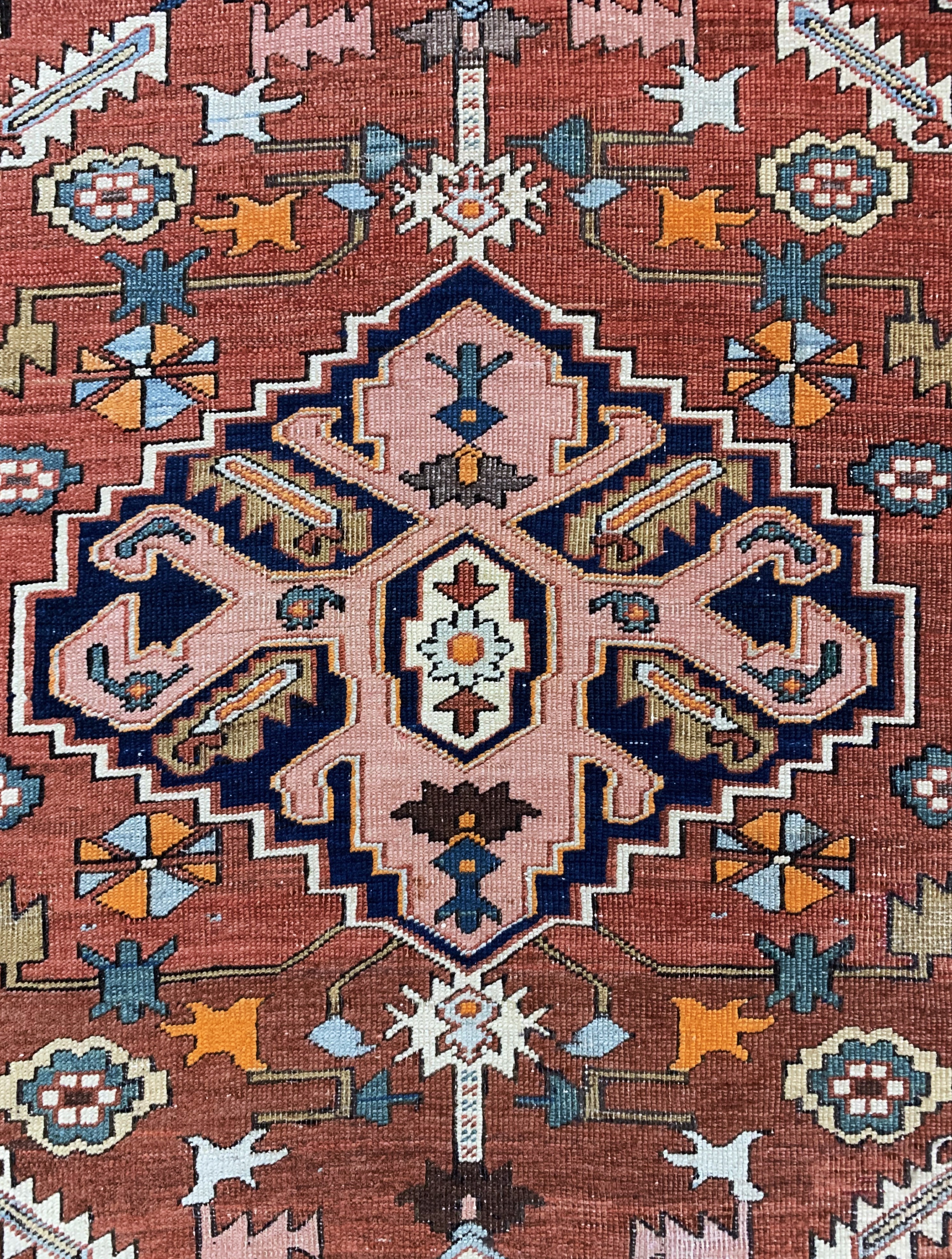 Detail c: Seltener antiker Heriz"Serapi", Persien, 19.Jhd, Wolle auf Baumwolle, ca. 186 x 144 cm,EHZ:(gleichmäßig dünn)