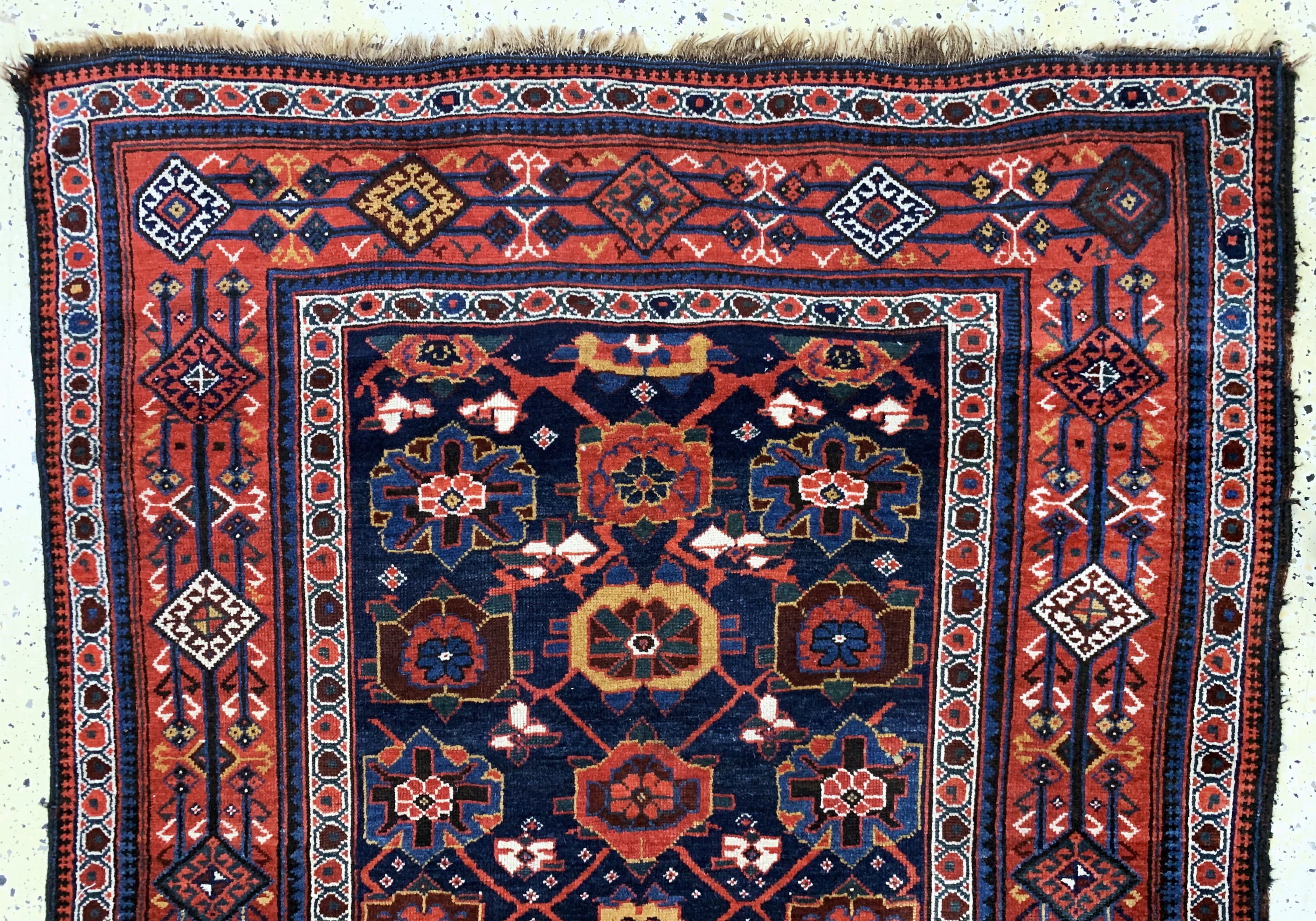 Detail a: Antiker Weramin, Persien, 19.Jhd, Wolle aufWolle, ca. 308 x 110 cm, EHZ: 2-3