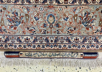 27006201c - Esfahan fein Persien, signiert´Sadegh Seyrafian´, um 1920-1930, Korkwolle mit und auf ...