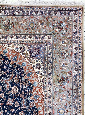 27006201f - Esfahan fein Persien, signiert´Sadegh Seyrafian´, um 1920-1930, Korkwolle mit und auf ...