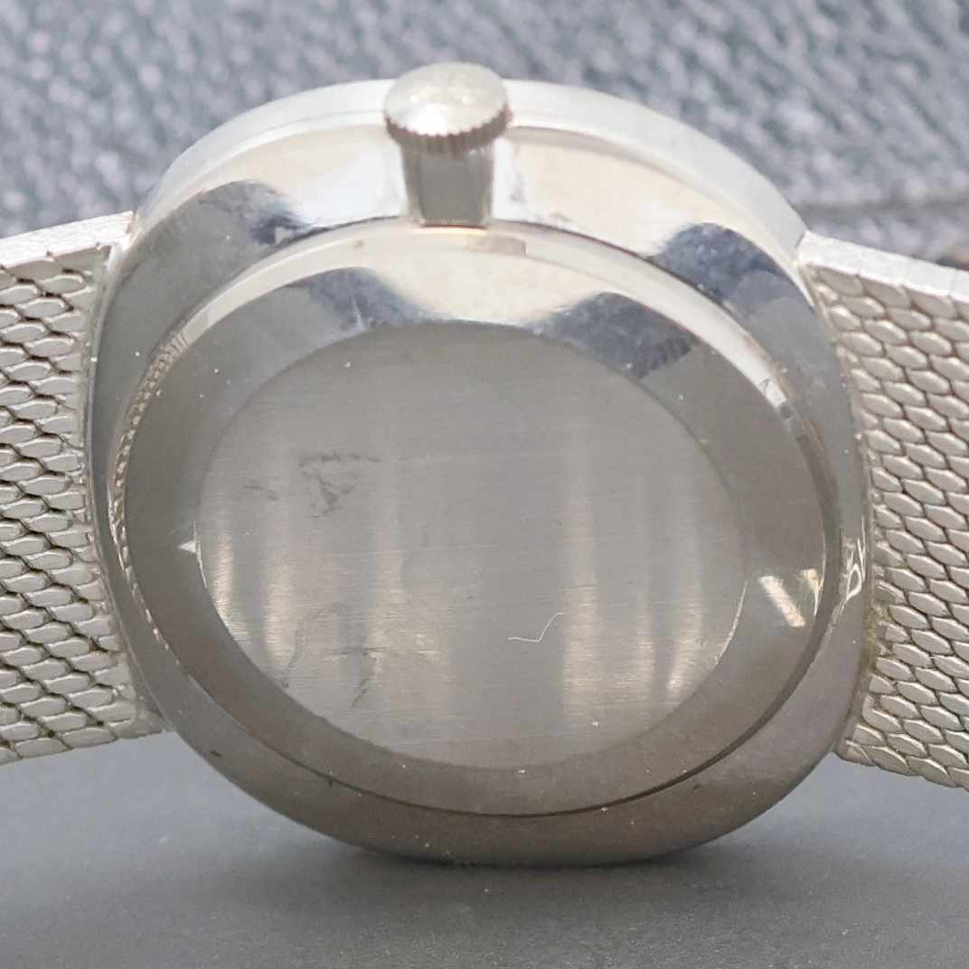 Detail e: PATEK PHILIPPE Herrenarmbanduhr Referenz 3545 in WG 750/000 mit original Box und Papier, Schweiz verk. Sept. 1974, Handaufzug, 3-tlg. Geh., Boden u. ...