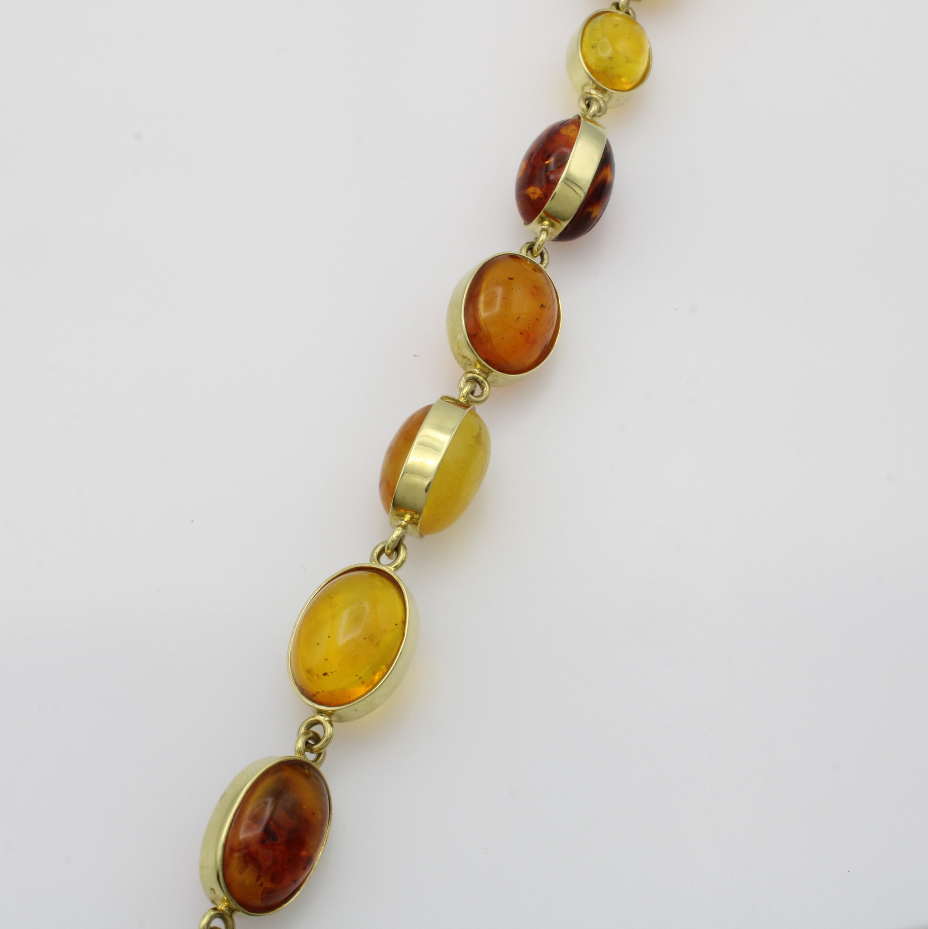 Image 27006585 - Armband mit Bernsteinen, GG 585/000, ovale Bernsteincabochons in glatter Fassung zus. ...