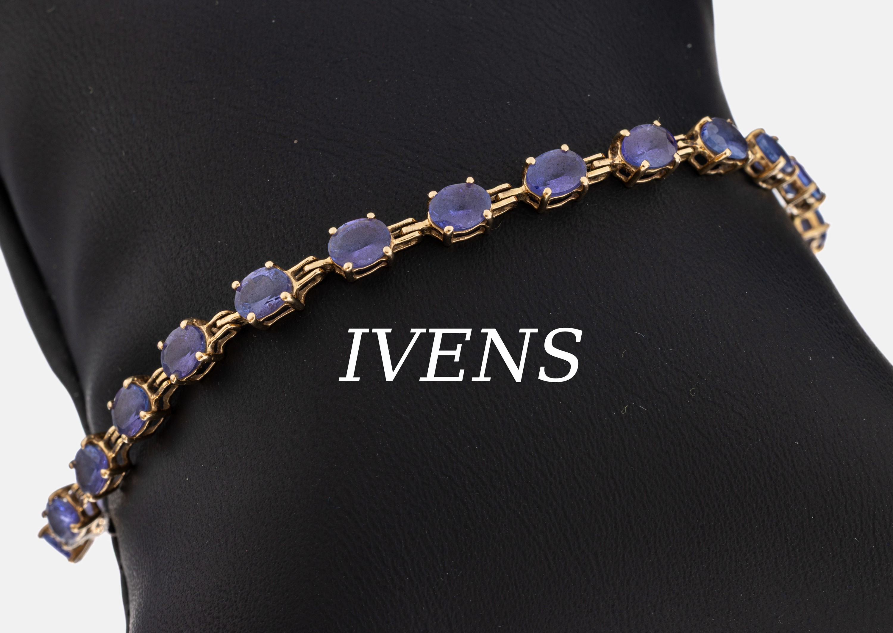 Image 27006883 - 14 kt Gold IVENS Tansanit Armband, GG 585/ 000, 22 ovalfacett. Tansanite zus. ca. 6.50 ...