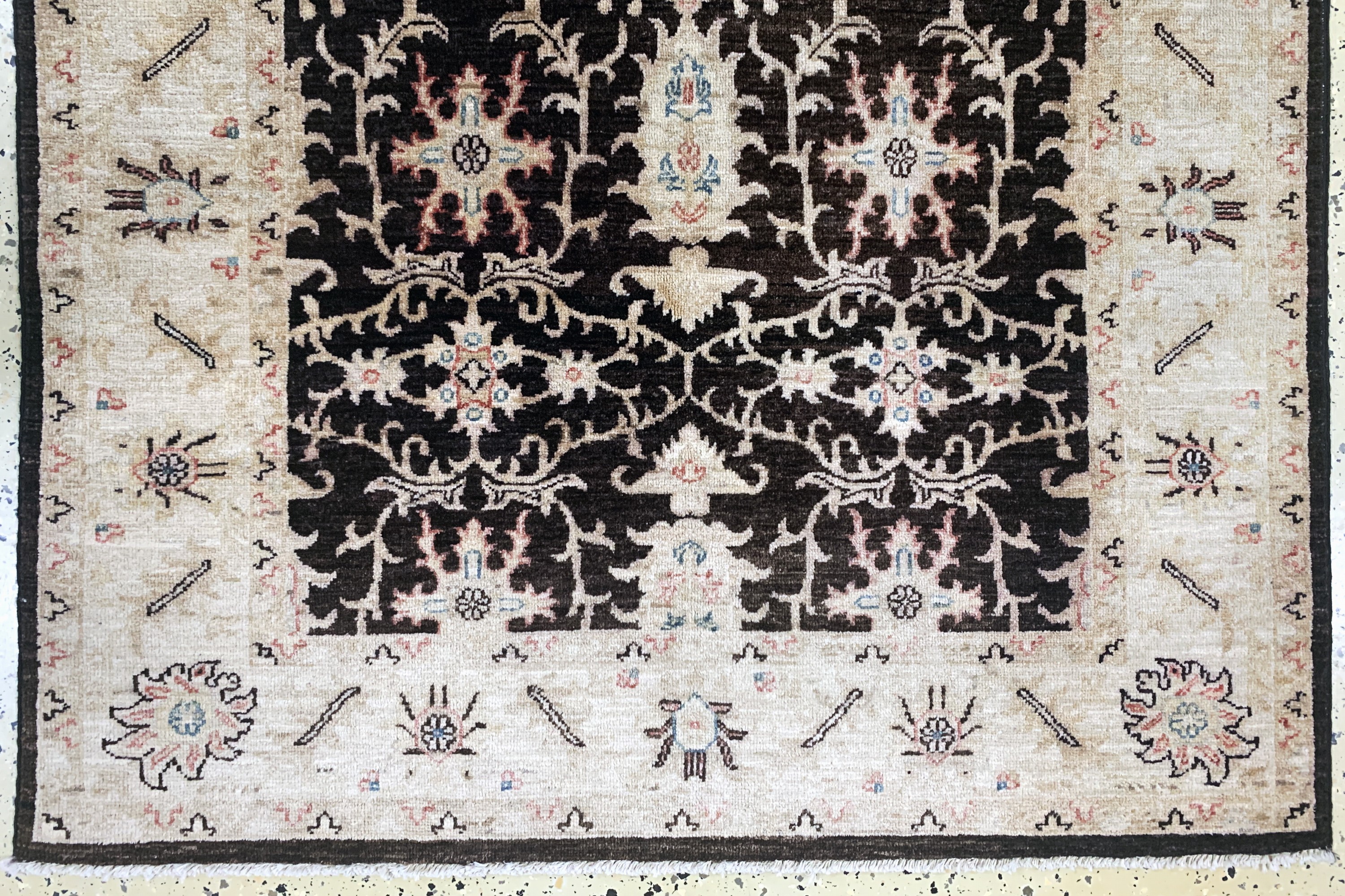 Detail c: Sigler, Ende 20.Jhd., Wolle auf Baumwolle, ca. 178 x 120 cm, EHZ: 2, verschmutzt