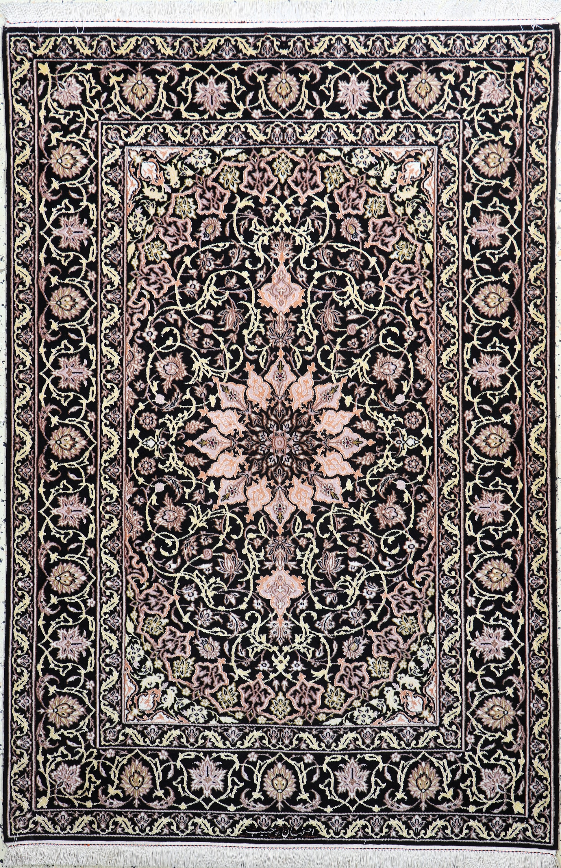 Image 27006905 - Esfahan fein sign., Persien, Ende 20.Jhd., Korkwolle mit und auf Seide, ca. 160 x 109 ...