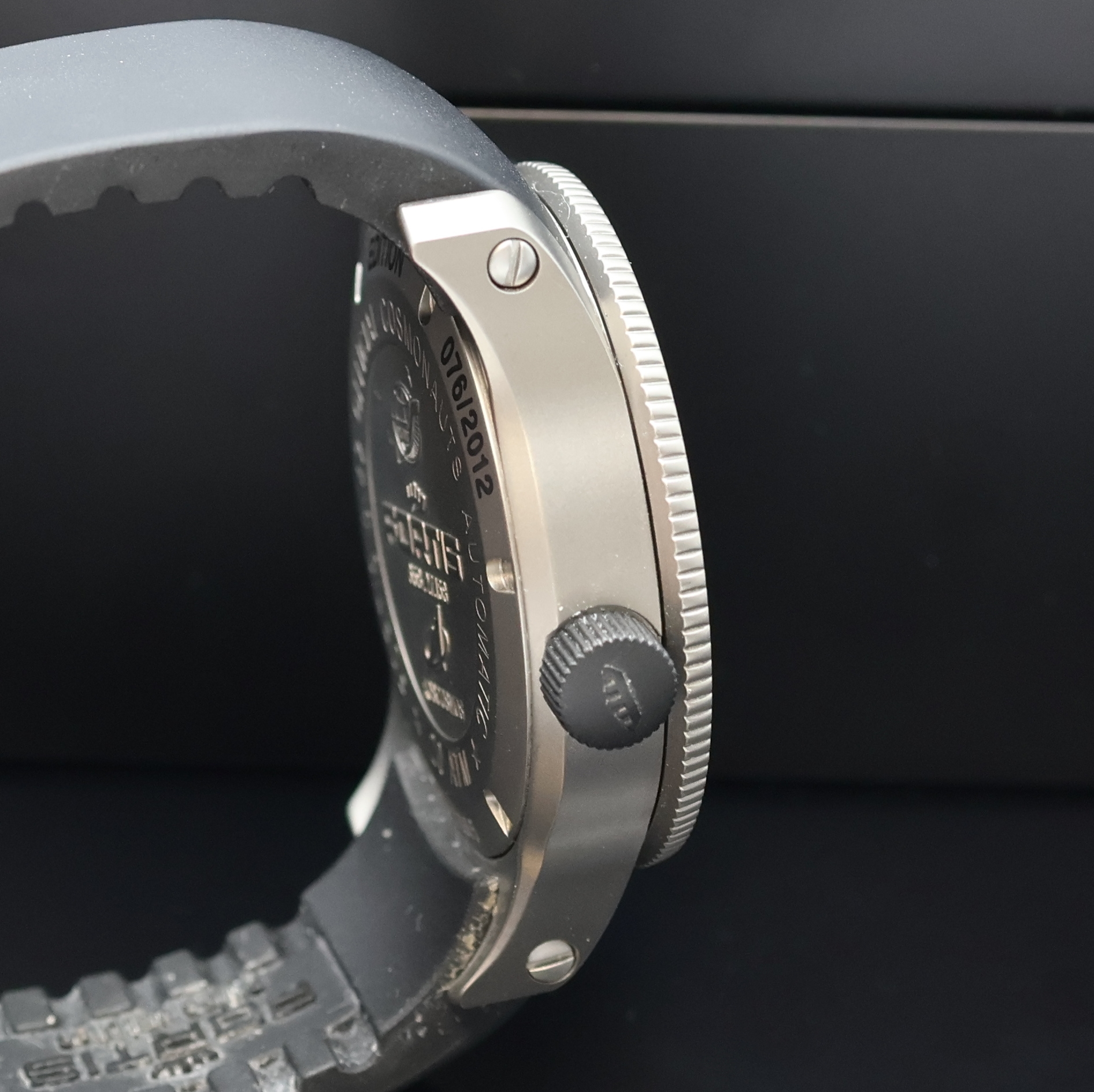 Detail c: FORTIS B-42 Cosmonauts auf 2012 Stück limitierte Armbanduhr Referenz 658.27.158, Schweiz um 2012, Automatik, matt. Edelstahlgeh. inkl. orig. ...