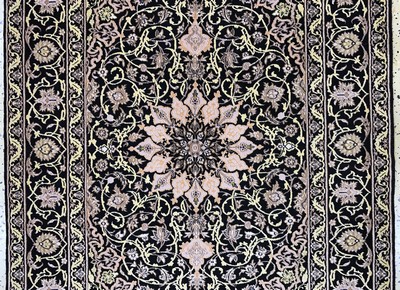 27006905b - Esfahan fein sign., Persien, Ende 20.Jhd., Korkwolle mit und auf Seide, ca. 160 x 109 ...