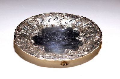 Image Runde Schale, Marpé, um 1890, mit Adelswappen gekrönter Stern mit Gefäß (wohl Nidda) ...