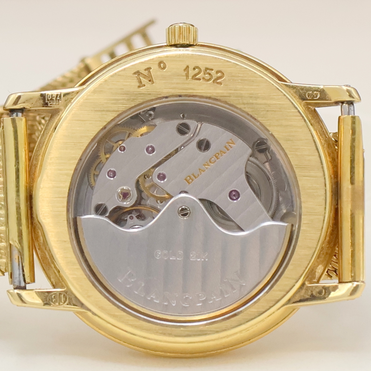 Detail f: BLANCPAIN Villeret Armbanduhr in GG 750/000,Schweiz um 1999, Automatik, neutr. Goldband, beids. vergl. Geh., Boden aufgedr., weißes Zifferbl. m. ...