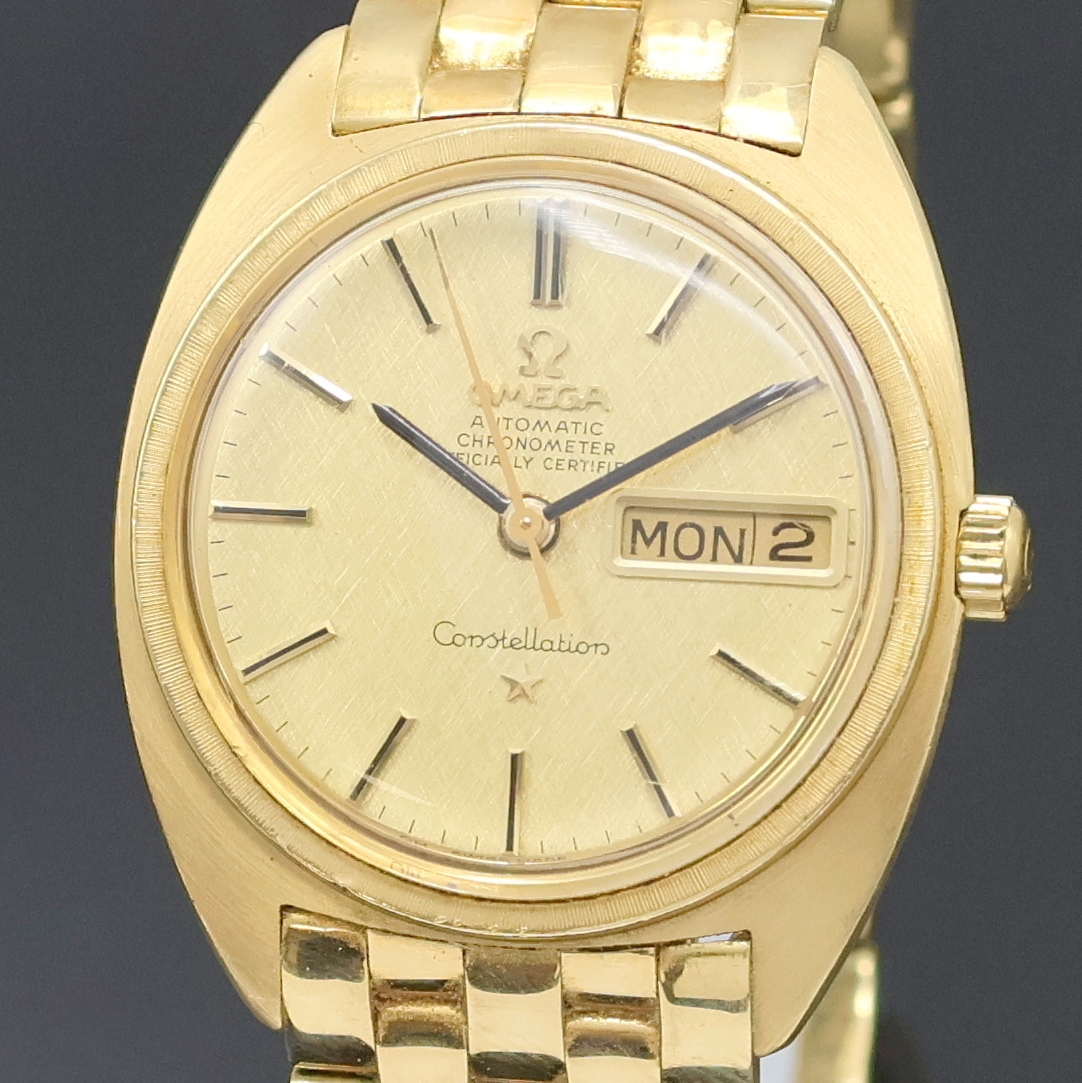 Detail a: OMEGA Constellation Chronometer Herrenarmbanduhr in GG 750/000, Schweiz um 1969, Automatik, orig. Goldband, Faltschl. nicht passend zum Band ersetzt, ...