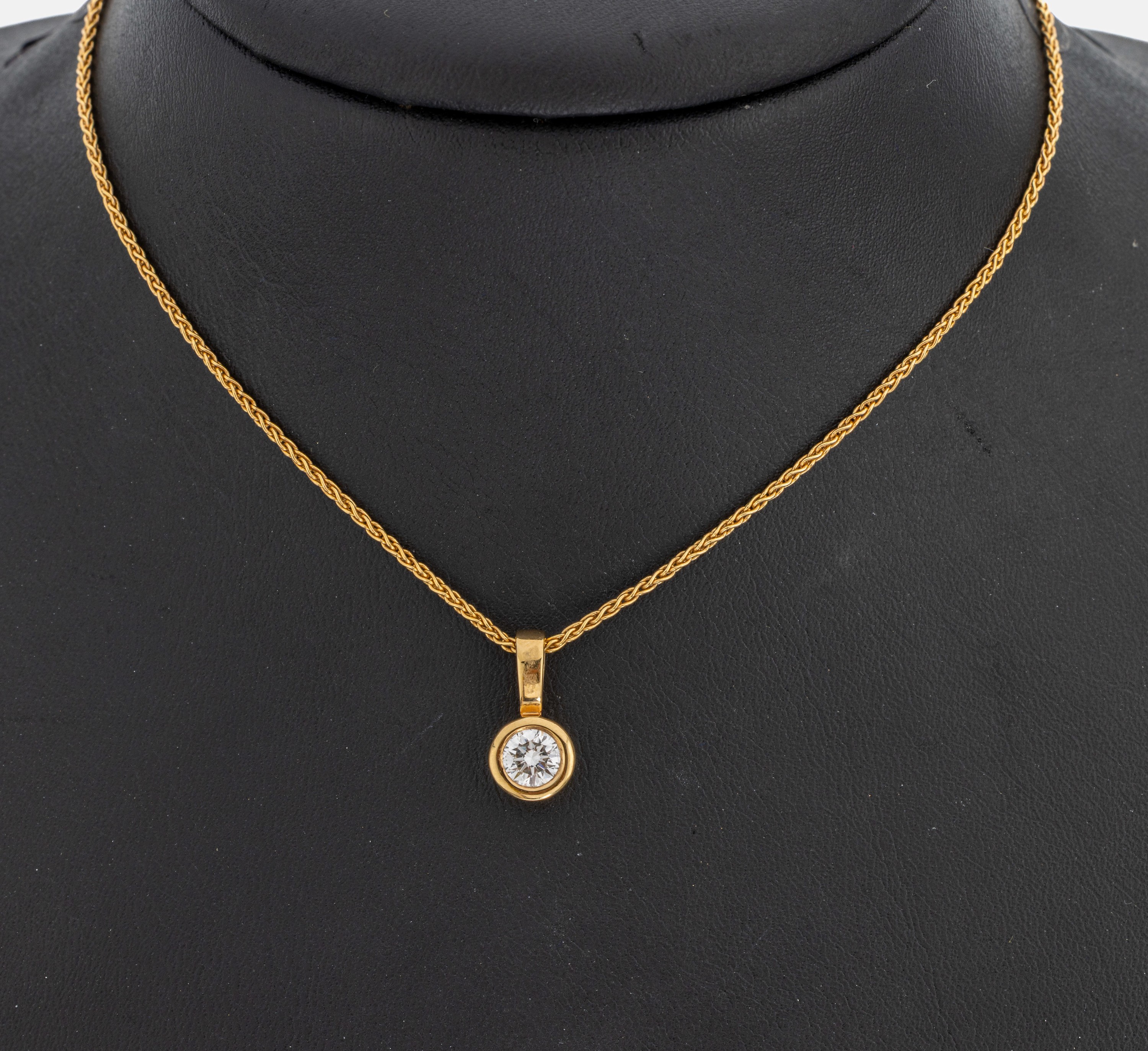 Image 27007413 - 14 kt Gold Diamant MONCARA Anhänger, an Kette, Diamant ca. 0.50 ct Weiß(H)/lupenrein ...