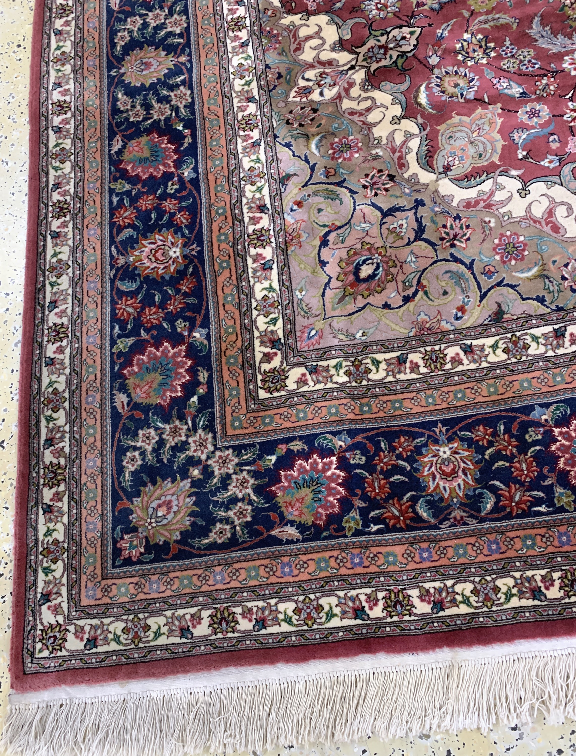 Detail i: Esfahan fein, China, Ende 20.Jhd, Korkwolleauf Baumwolle, ca. 303 x 253 cm, gereinigt, EHZ: 2