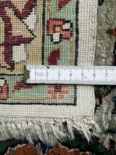 27007406e - Keschan Seide, Ägypten, Mitte 20.Jhd, reineNaturseide, ca. 145 x 100 cm, ...