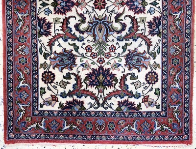27007417f - 2 Lots Esfahan fein, Persien, Mitte 20.Jhd,Korkwolle auf Seide, ca. 106 x 70 cm, ca. ...