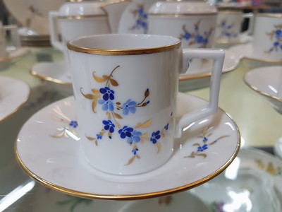 27007587b - Mokka- bzw. Espressoservice, Höchst, Form Kurfürst, Dekor Vergissmeinnicht ...