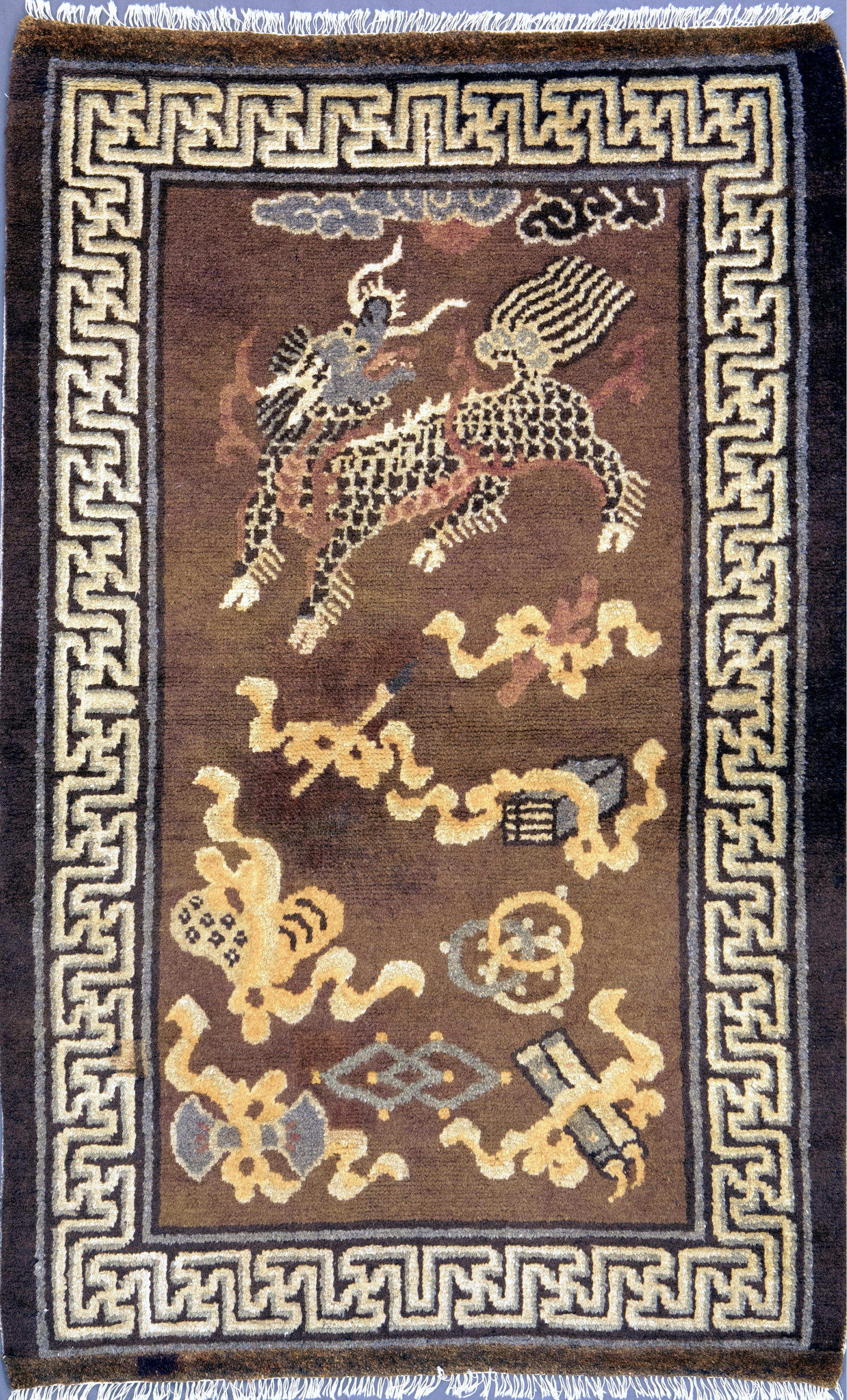 Image 27008042 - ´Drachenteppich´antik, Tibet, um 1900, Wolle auf Baumwolle, ca. 162 x 104 cm, EHZ: ...