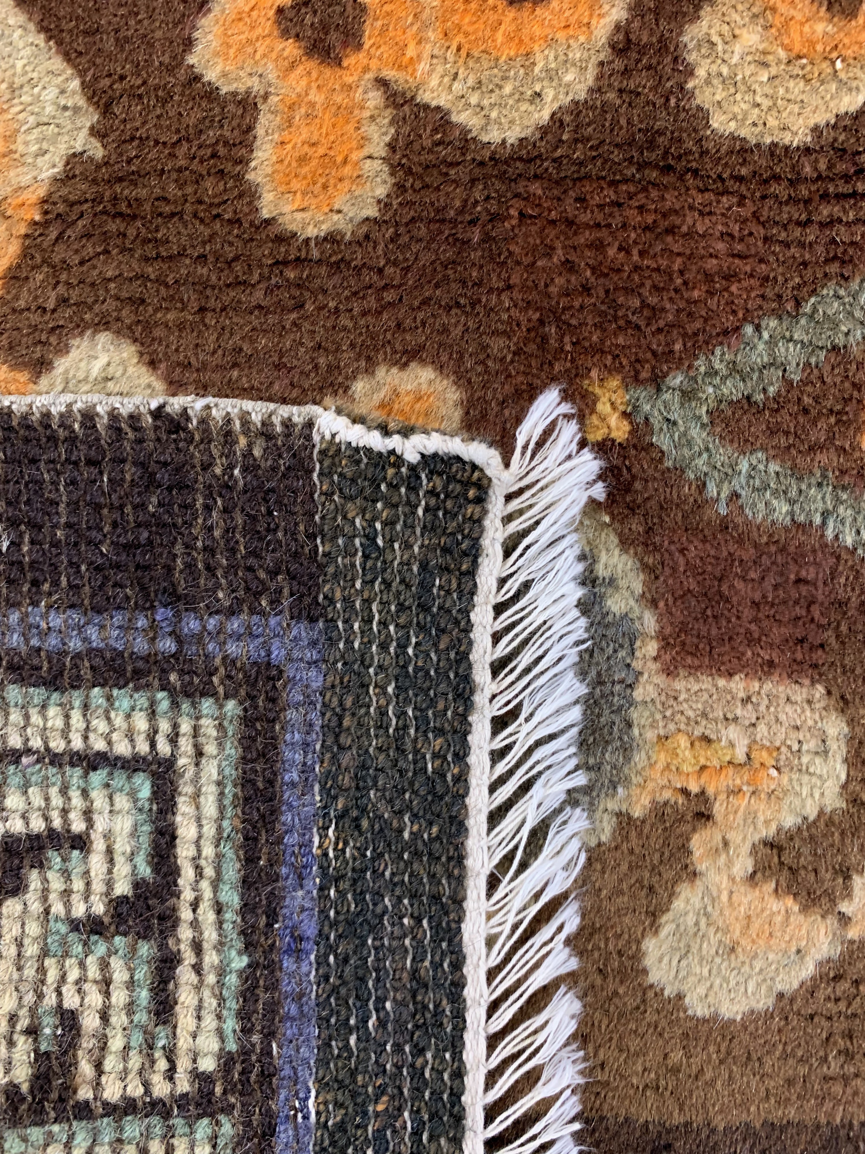 Detail e: "Drachenteppich"antik, Tibet, um 1900, Wolle auf Baumwolle, ca. 162 x 104 cm, EHZ: 2,(kleine Restaurierungen)