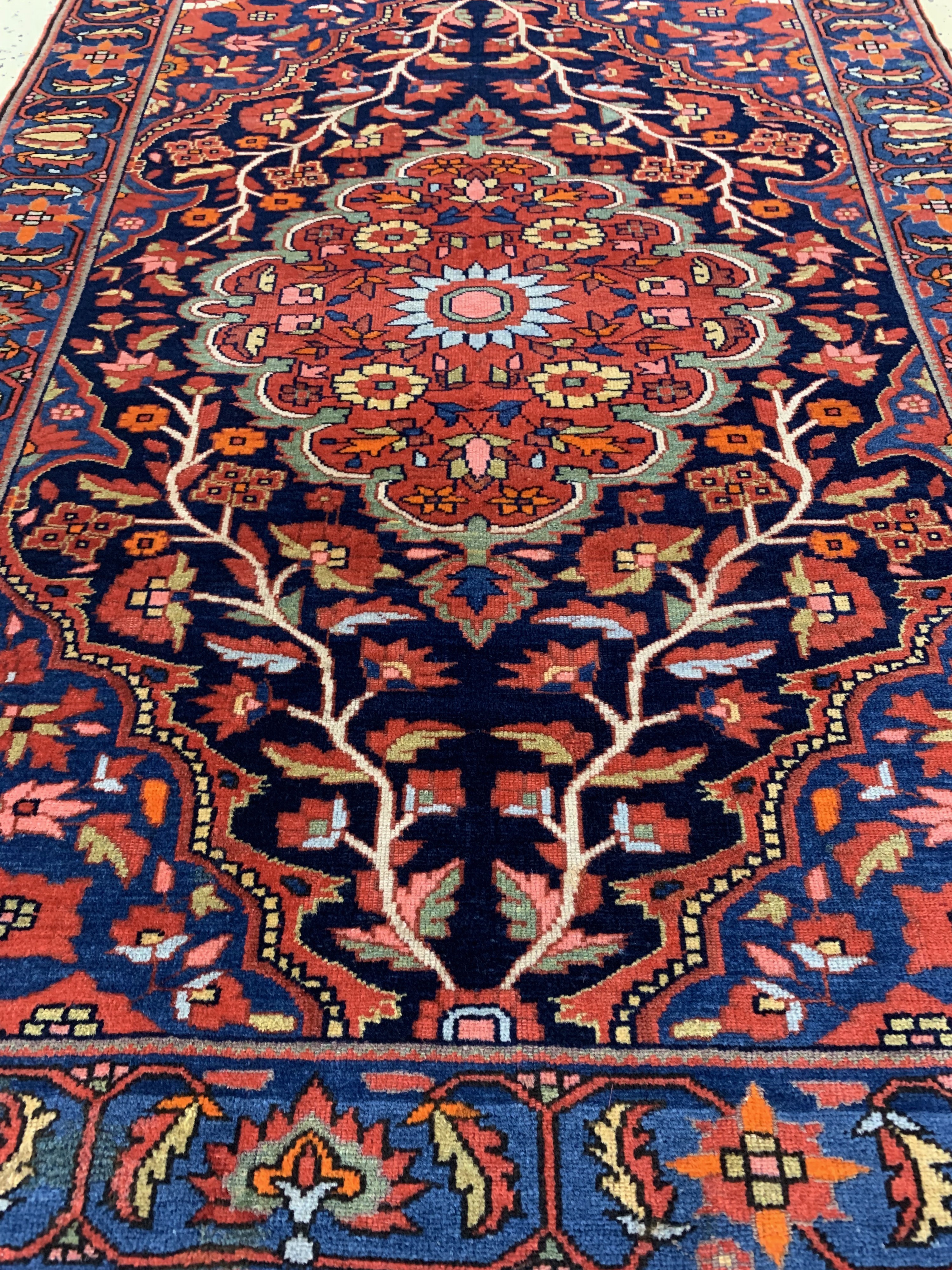 Detail d: "Misha"malayer fein antik, Persien, um 1900, Wolle auf Baumwolle, ca. 135 x 98 cm, EHZ:(gleichmäßig dünn)
