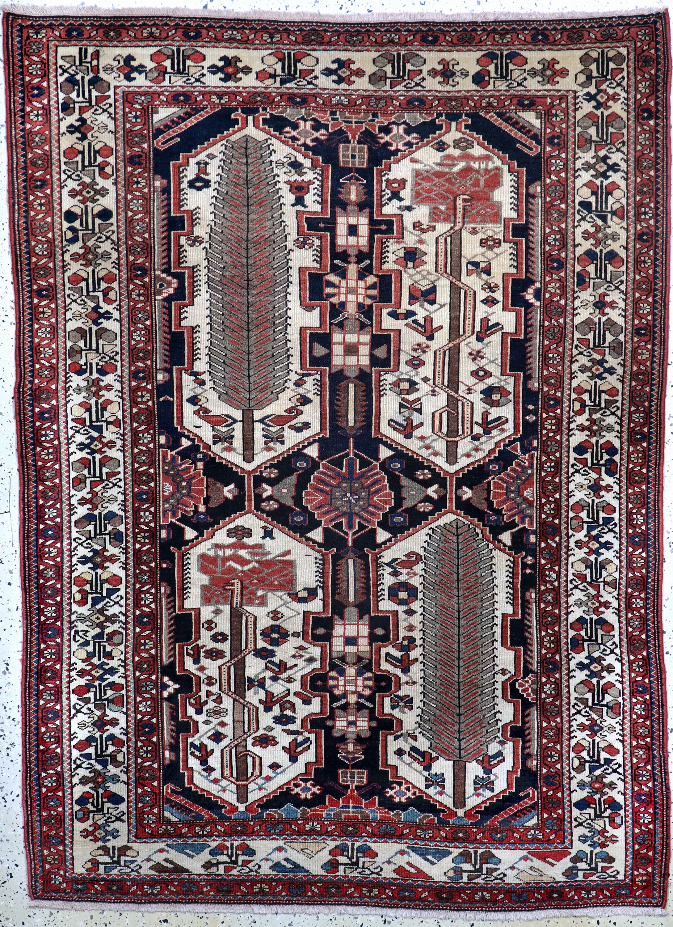 Image 27008060 - Bachtiar´Baum-Teppich´, Persien, um 1920-1930, Wolle auf Baumwolle, ca. 195 x 142 cm, ...