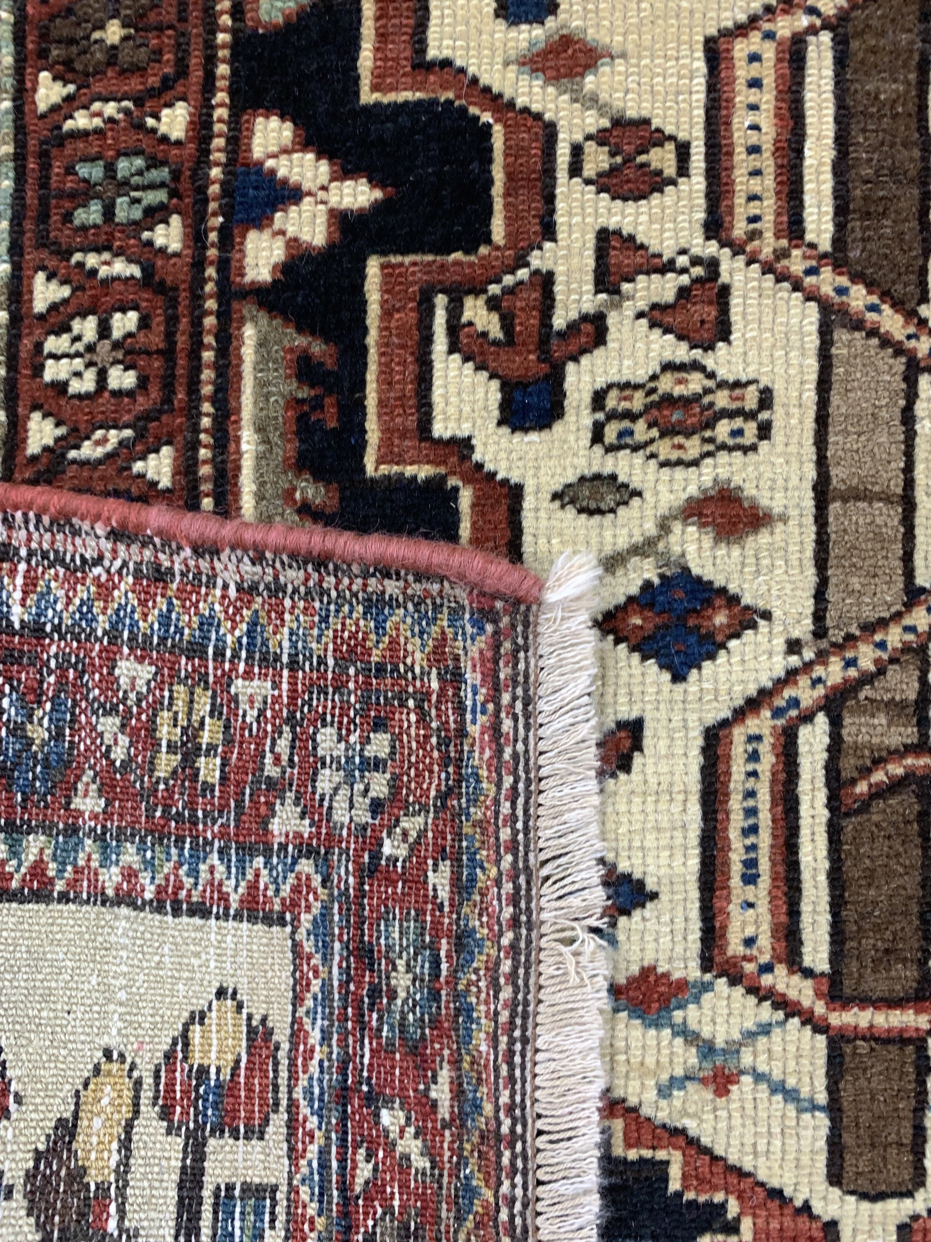 Detail f: Bachtiar"Baum-Teppich", Persien, um 1920-1930, Wolle auf Baumwolle, ca. 195 x 142 cm, EHZ: 2, (fachkundig restauriert & gereinigt)