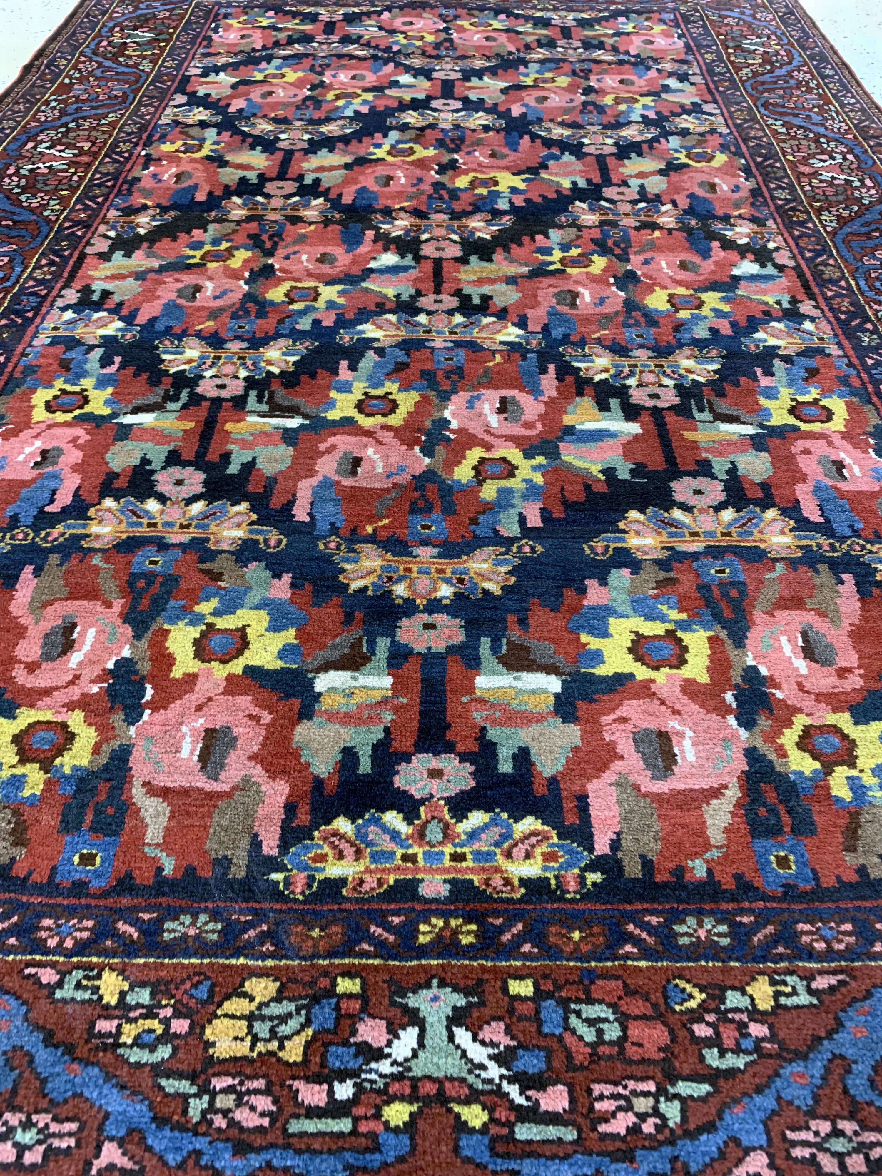 Detail e: Bachtiar"Golfarang"fein, Persien, um 1920, Wolle auf Baumwolle, ca. 215 x 144 cm, EHZ: 1-2, (fachkundig gereinigt).
