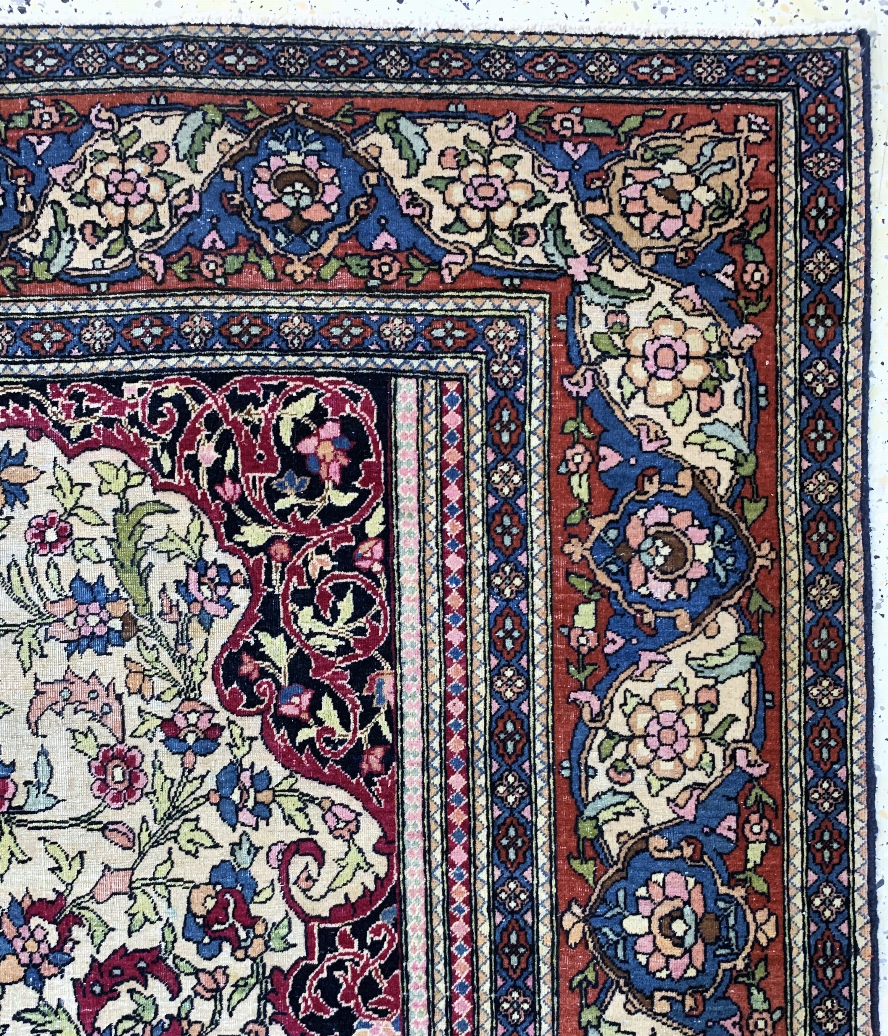 Detail e: Esfahan"Ahmad"antik, Persien, um 1900, Wolle auf Baumwolle, ca. 195 x 140 cm, EHZ: 2-3(gleichmäßig dünn).