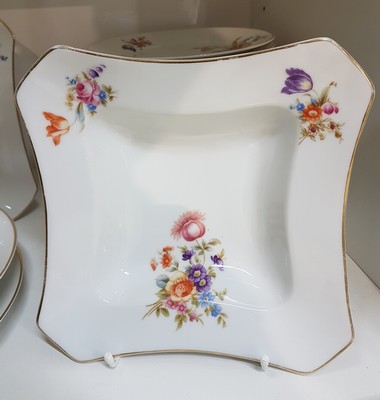 27008003g - Tafelservice/Speiseservice, Hutschenreuther, um 1920, Porzellan, Blumendekor, best. aus: ...