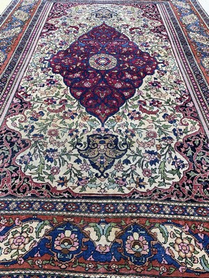 27008067f - Esfahan´Ahmad´antik, Persien, um 1900, Wolle auf Baumwolle, ca. 195 x 140 cm, EHZ: ...