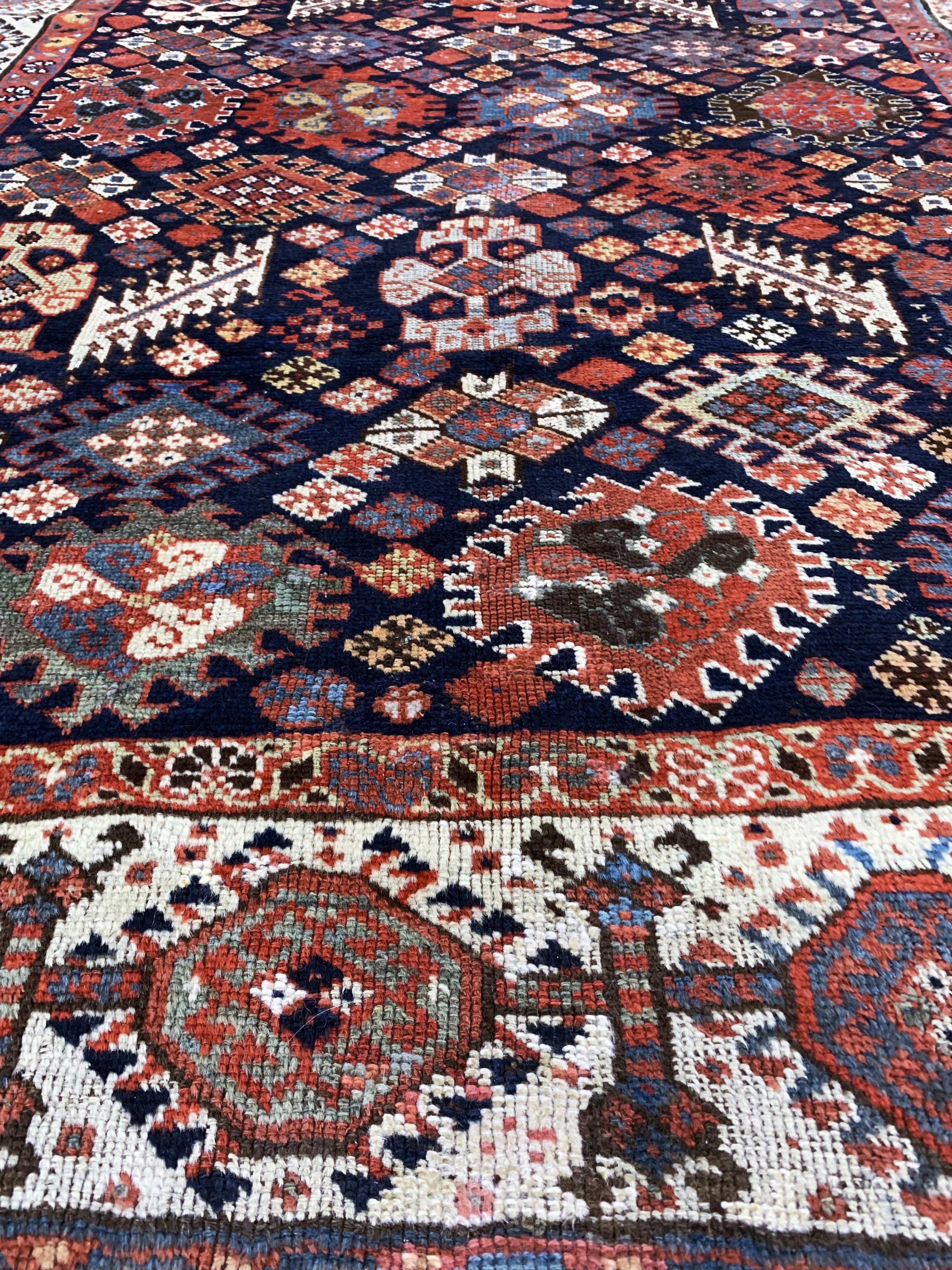 Detail f: Ghaschgai"Shekarlu"antik, Persien, 19.Jhd, Wolle auf Wolle, ca. 252 x 162 cm, restauriert, EHZ: 2(gleichmäßig dünn)
